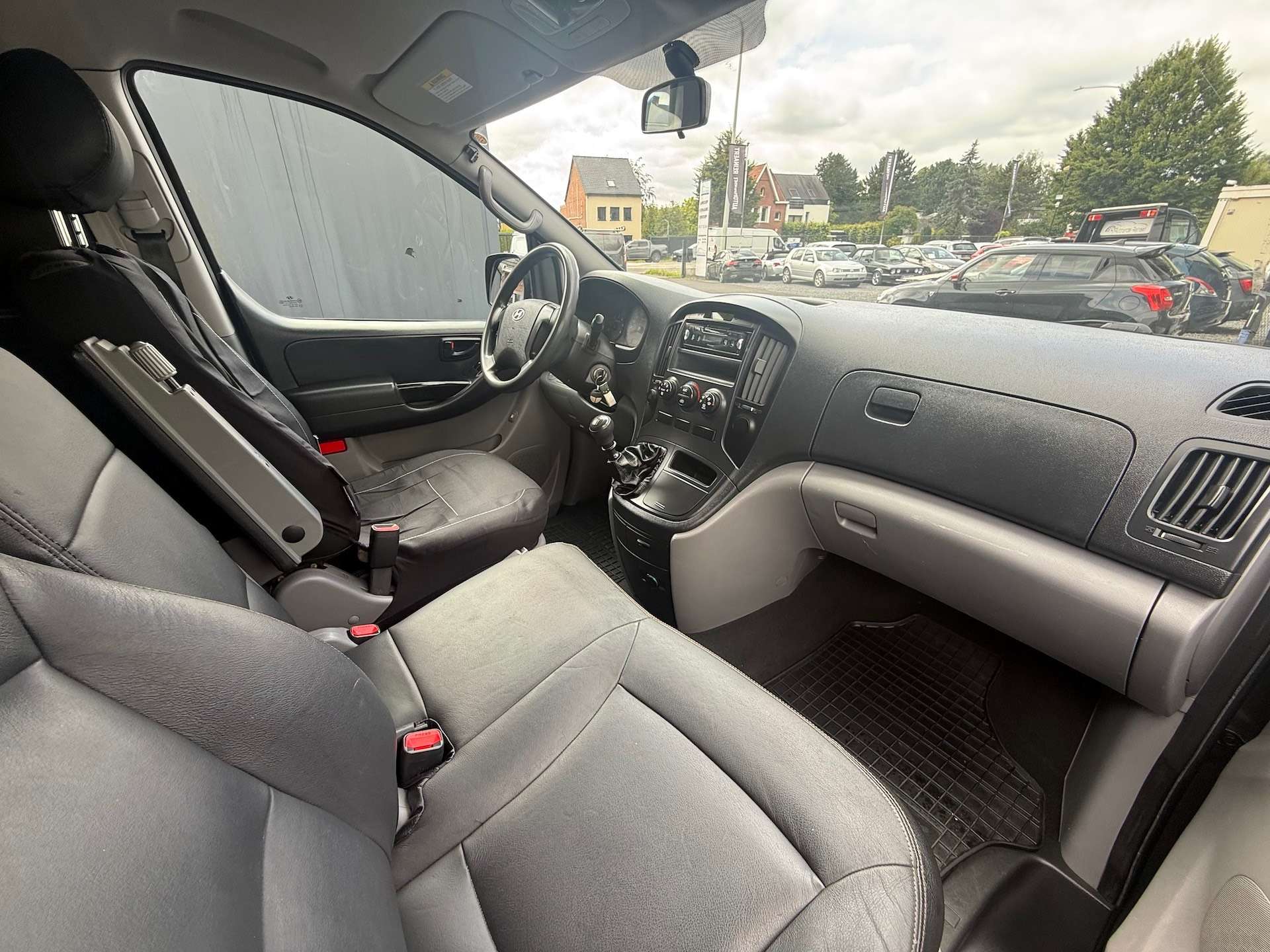 Hyundai H-1 2.5 CRDi Comfort (EU5), Airco, 3 zit, verlengde versie + Keuring