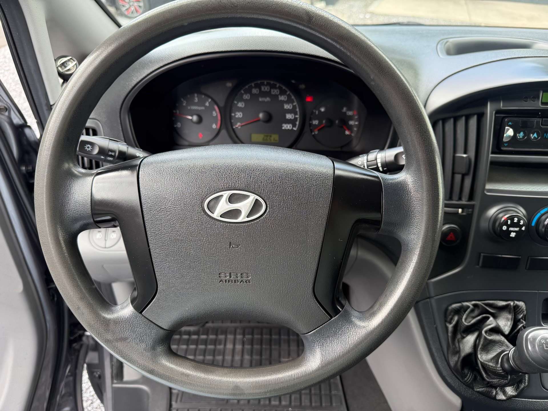 Hyundai H-1 2.5 CRDi Comfort (EU5), Airco, 3 zit, verlengde versie + Keuring