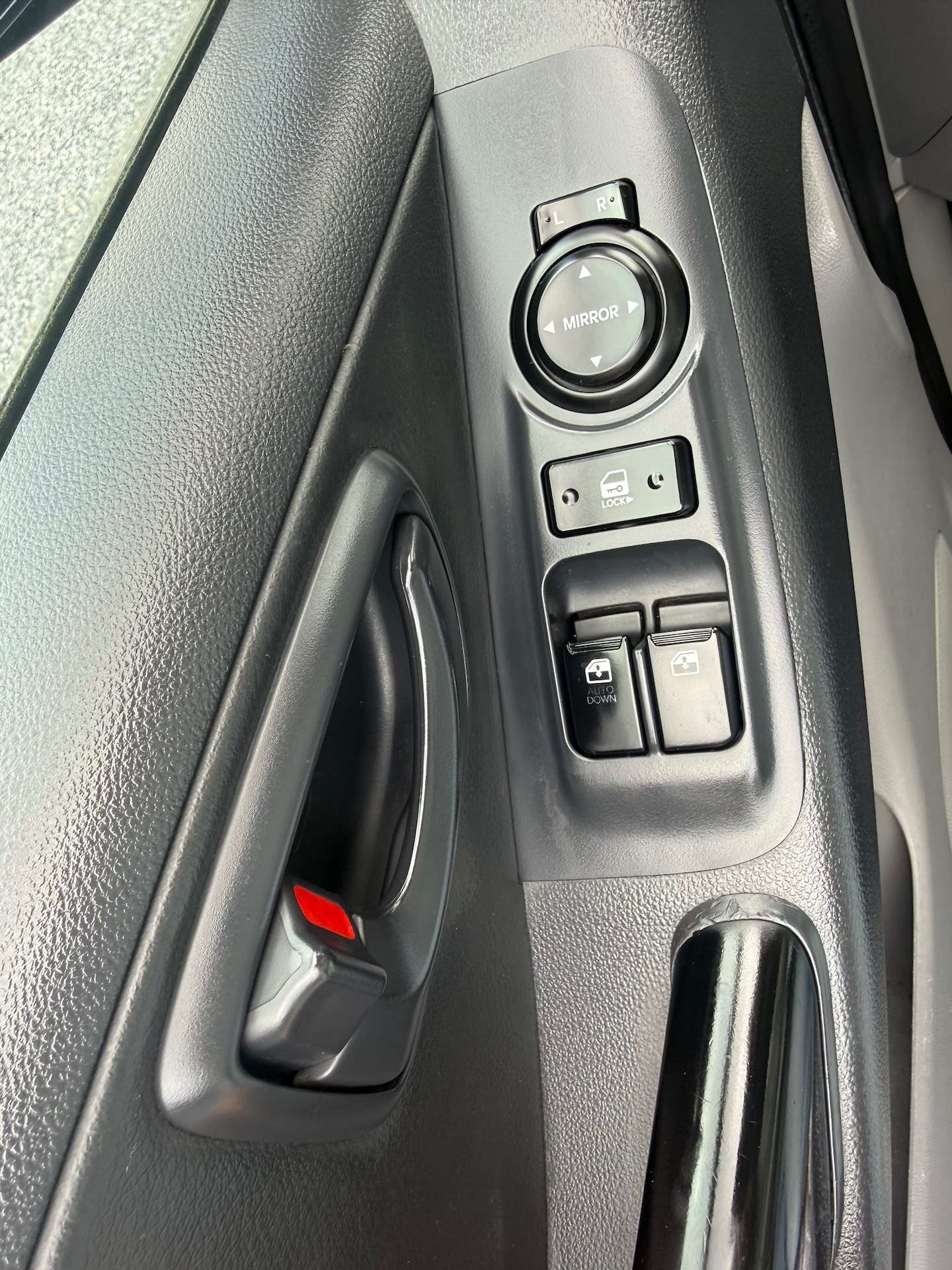 Hyundai H-1 2.5 CRDi Comfort (EU5), Airco, 3 zit, verlengde versie + Keuring