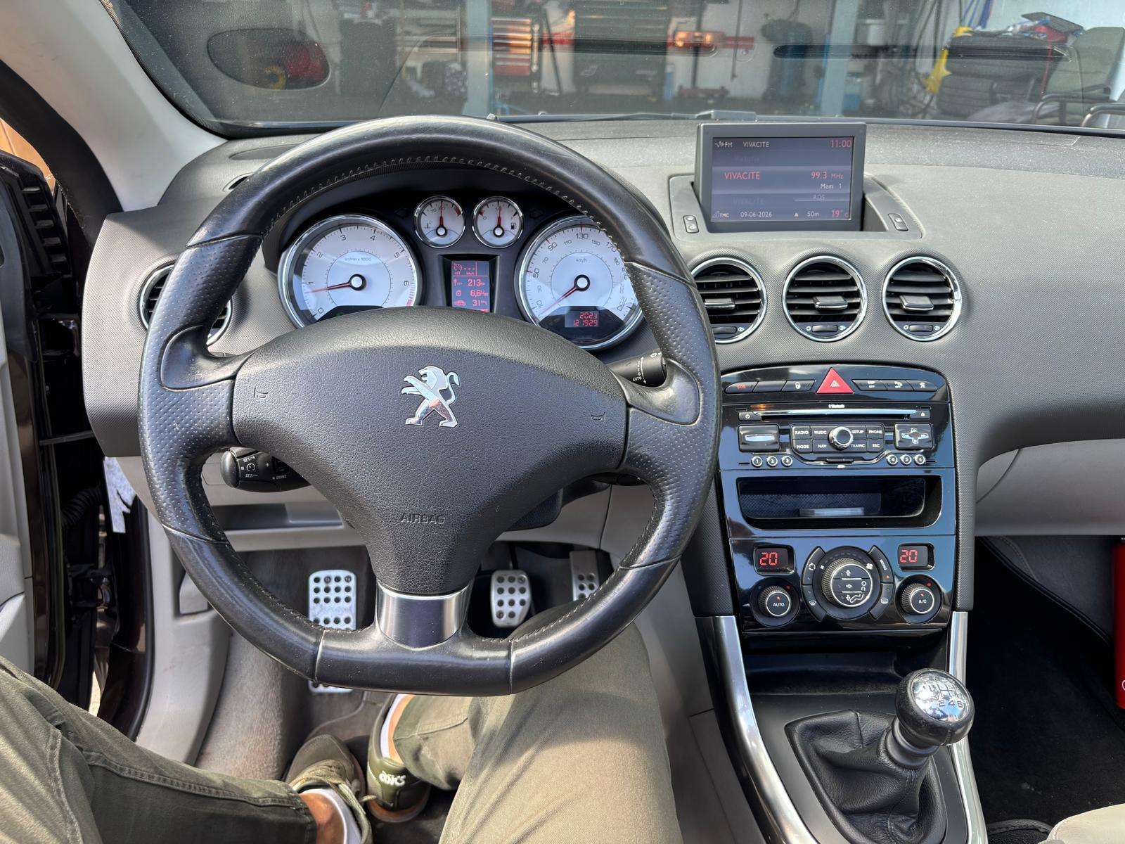Peugeot 308 308 CC 1.6 THP Feline