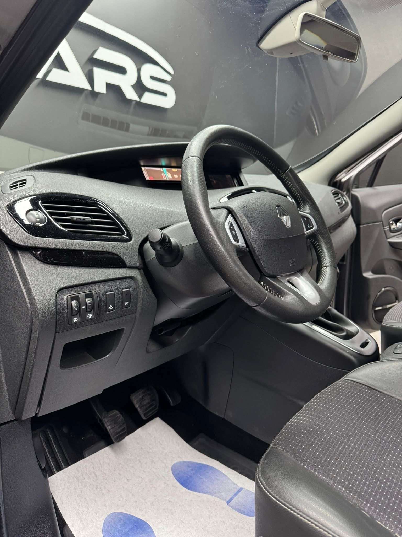 Renault Scenic Scenic 1.5 dCi Bose Edition **12 mois de garantie**