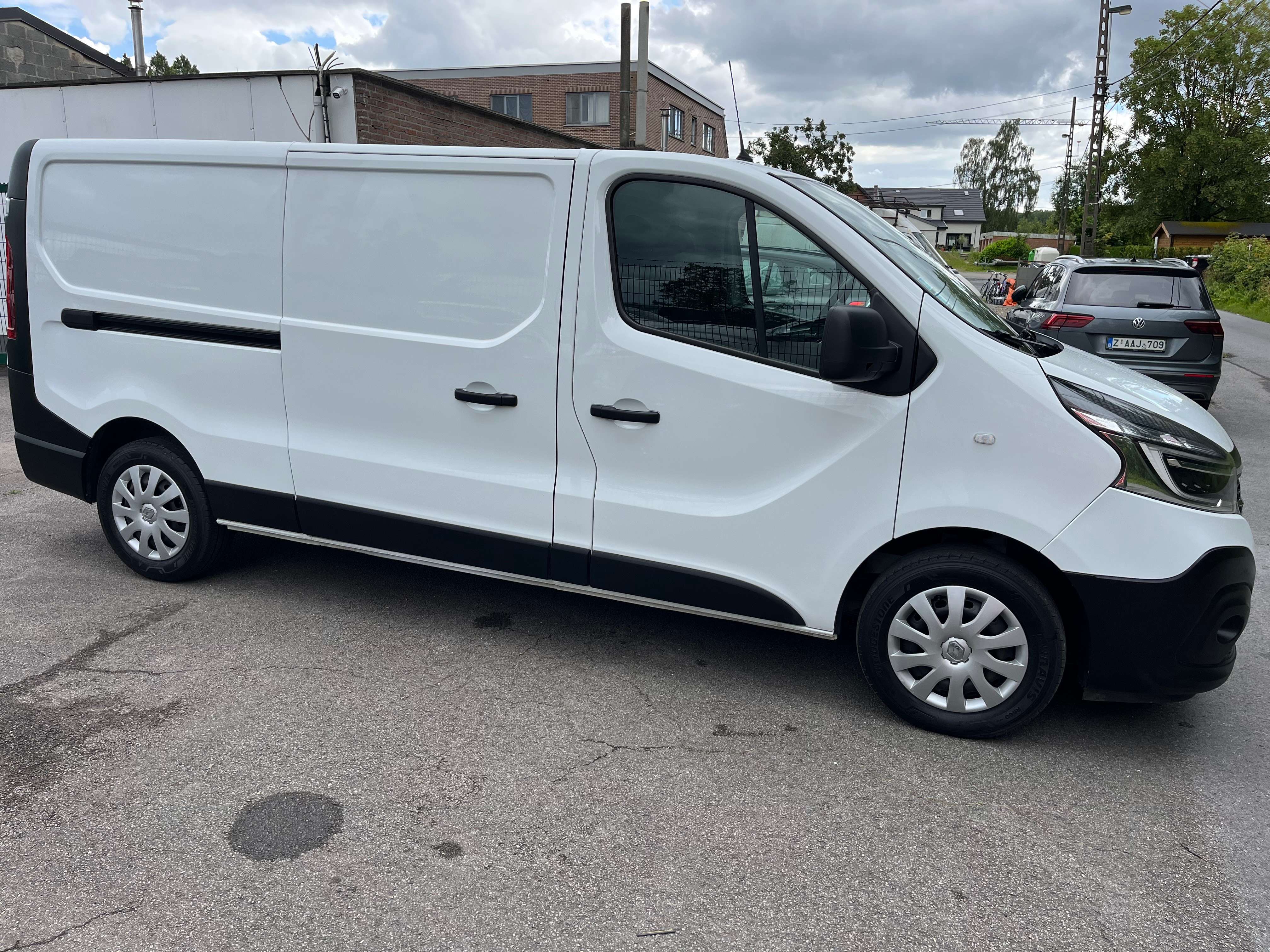 Renault Trafic 2.0 DCI L2H1 NAVI AIRCO