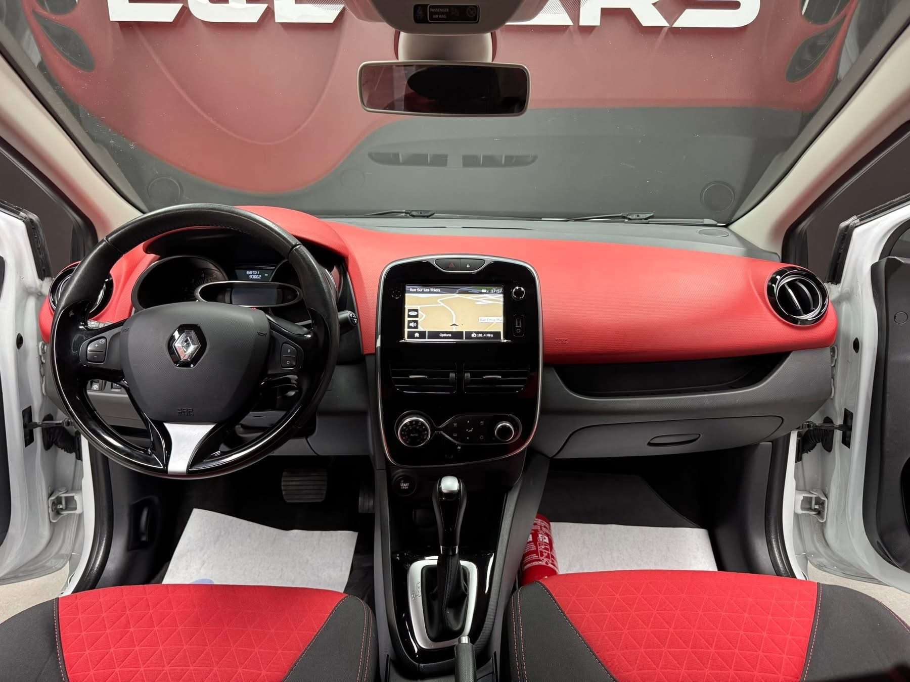Renault Clio Clio 1.5 dCi **12 mois de garantie**
