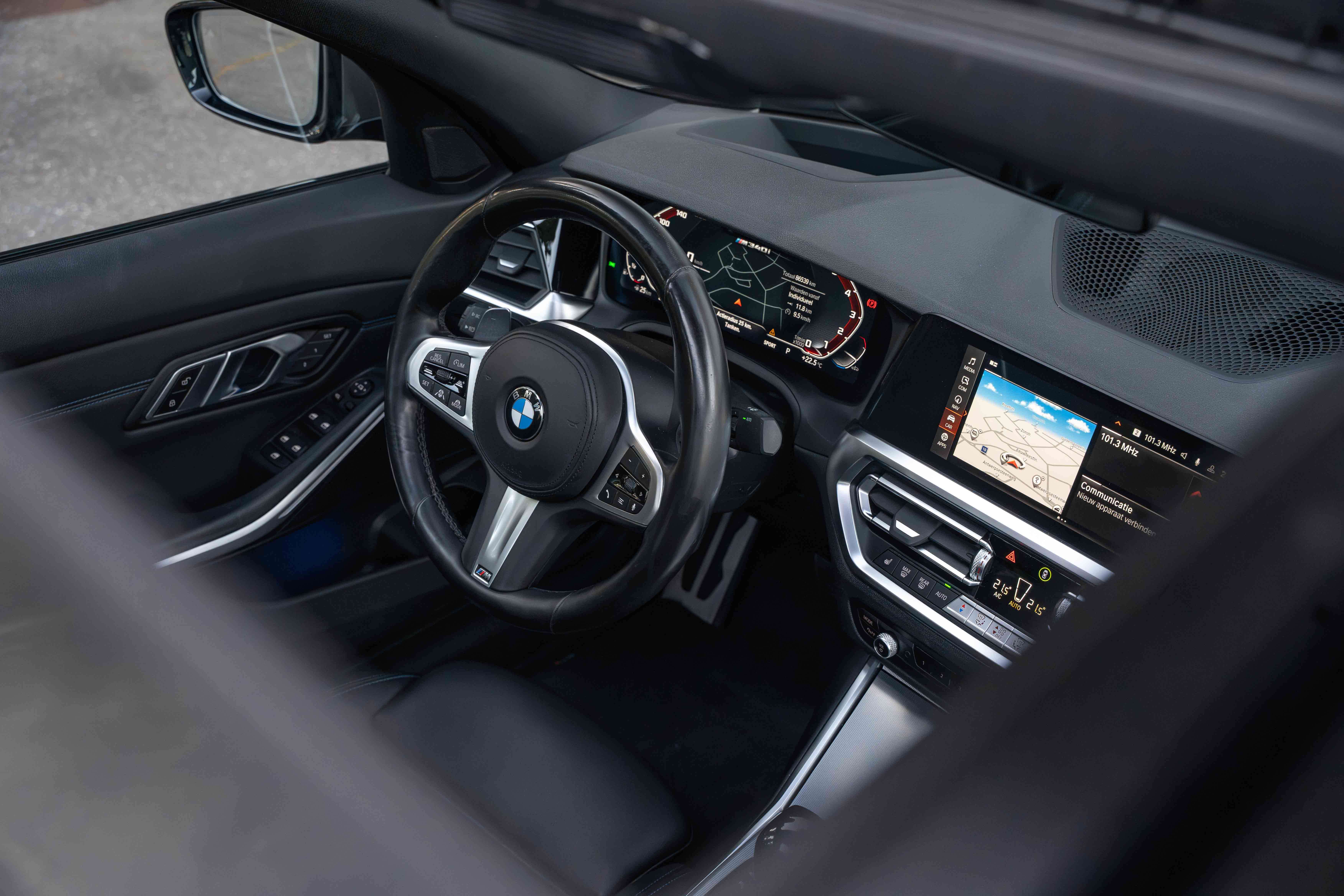 BMW 340 M340i xDrive LASER/OPENDAK/HUD/ACC/MEMORY/360°/Hi-Fi/CARPLAY