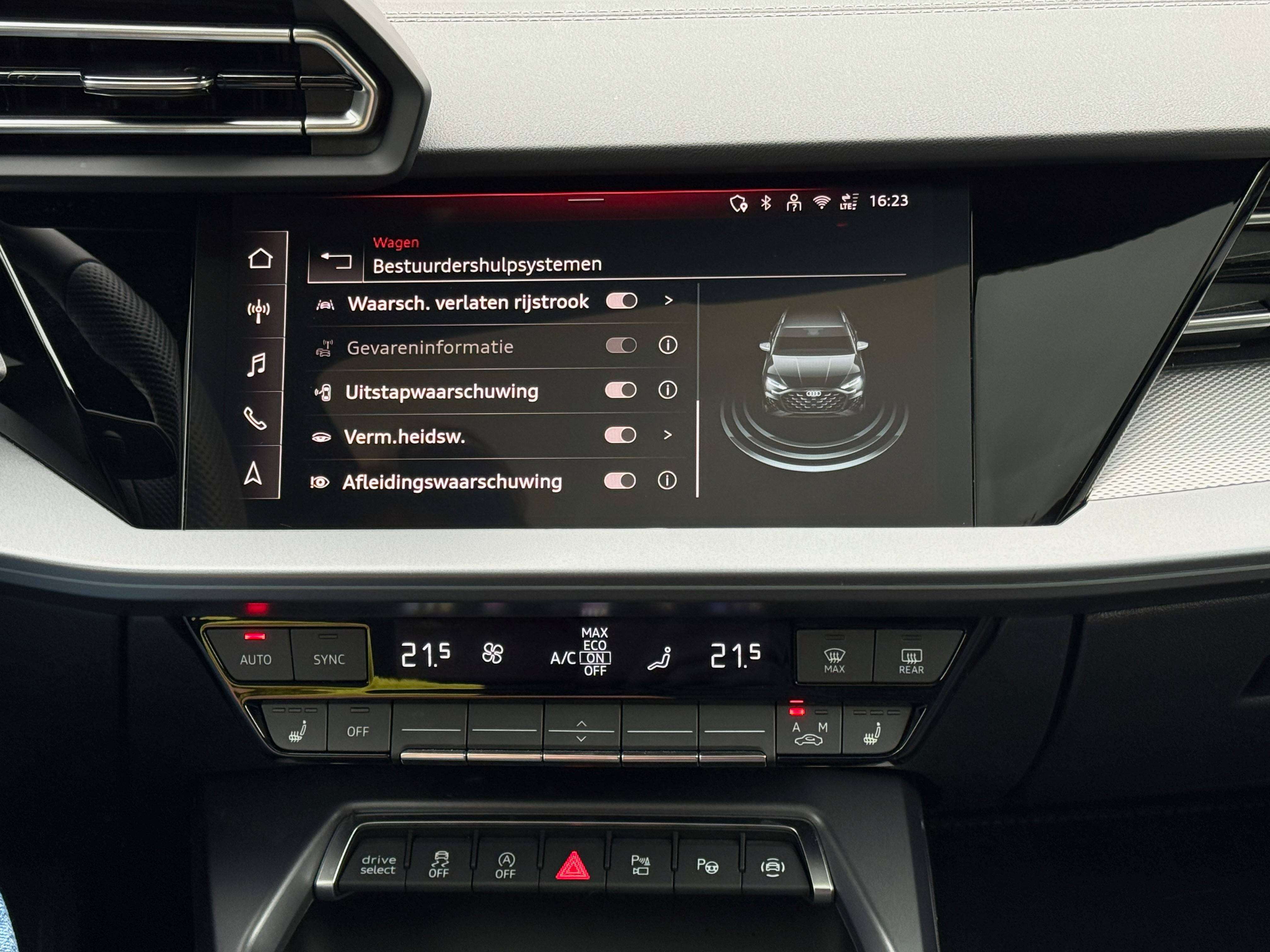 Audi A3 1.5 35 TFSI S-LINE INT/EXT SONOS PANODAK CARPLAY