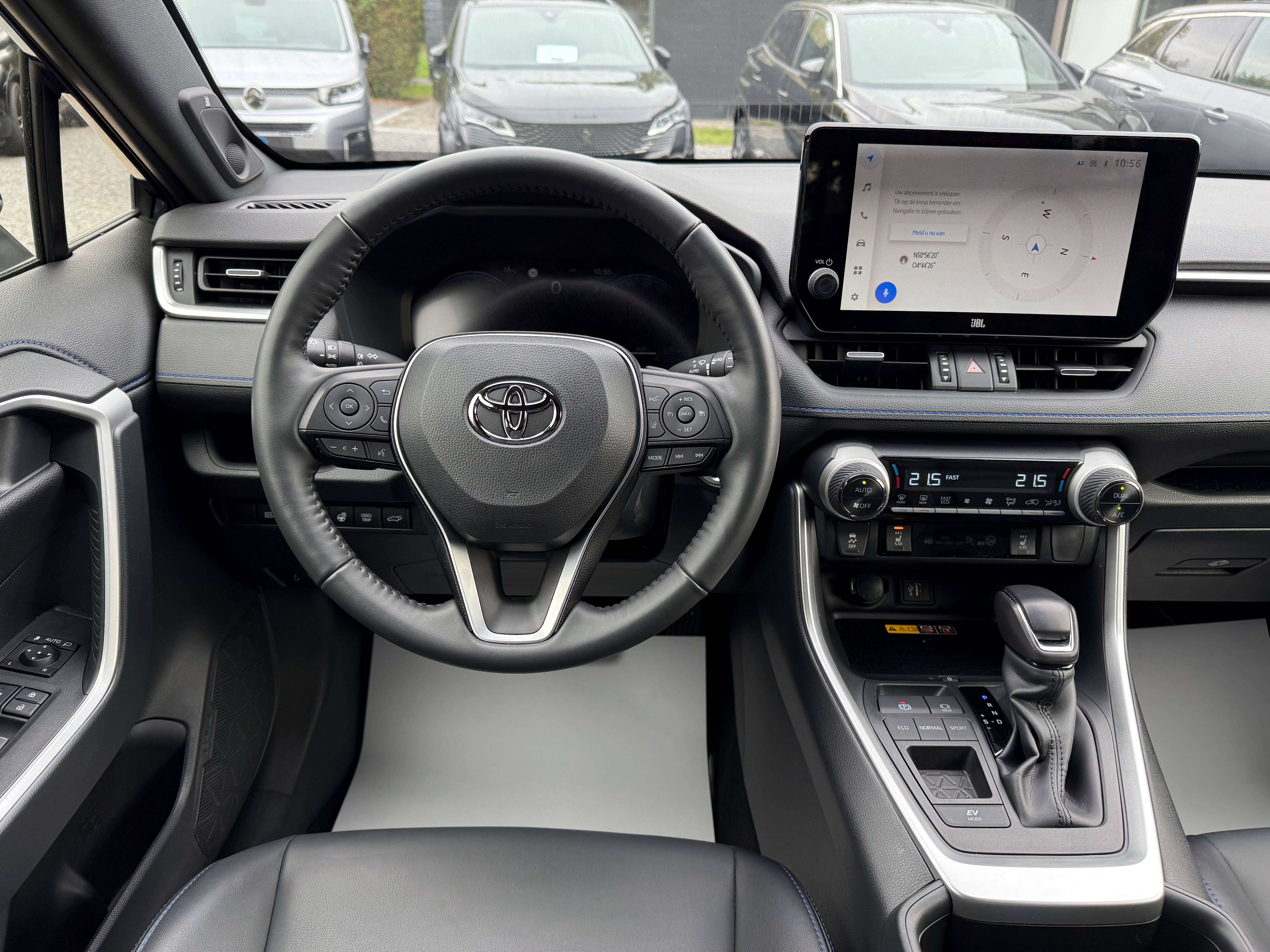 Toyota RAV 4 STYLE APPLE CARPLAY JBL SOUND 360° CAMERA