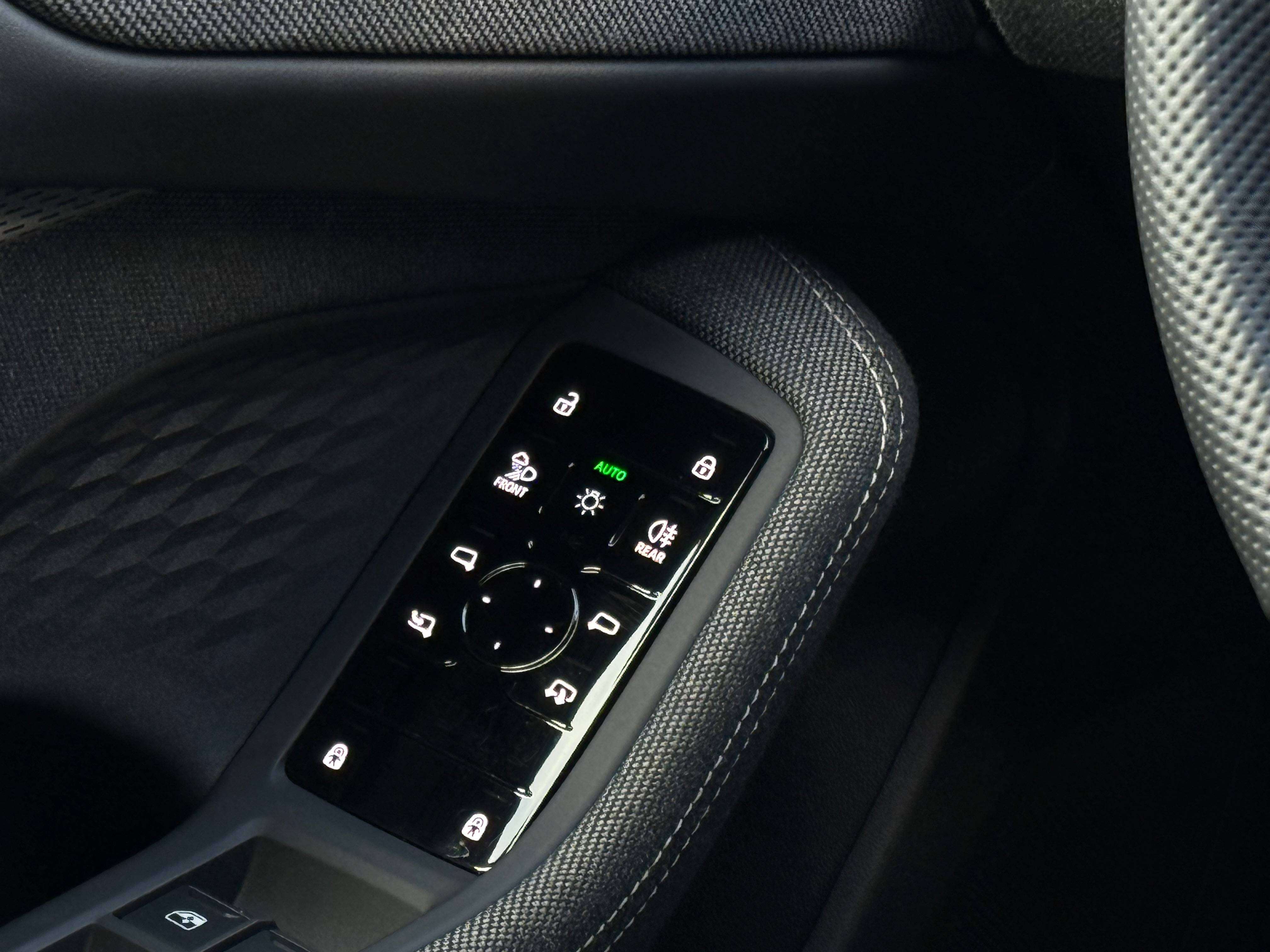 Audi A5 40TFSI EDITION ONE SLINE AMBIENT CARPLAY TREKHAAK