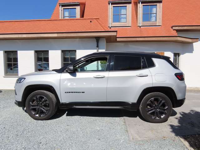Jeep Compass Compass PHEV 1.3 Turbo eAWD Limited 10300eur NETTO