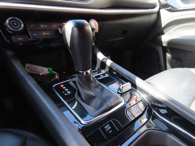 Jeep Compass Compass PHEV 1.3 Turbo eAWD Limited 10300eur NETTO