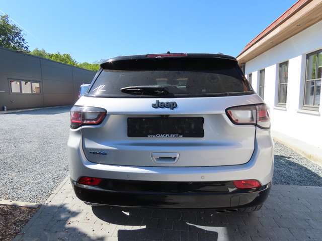 Jeep Compass Compass PHEV 1.3 Turbo eAWD Limited 10300eur NETTO