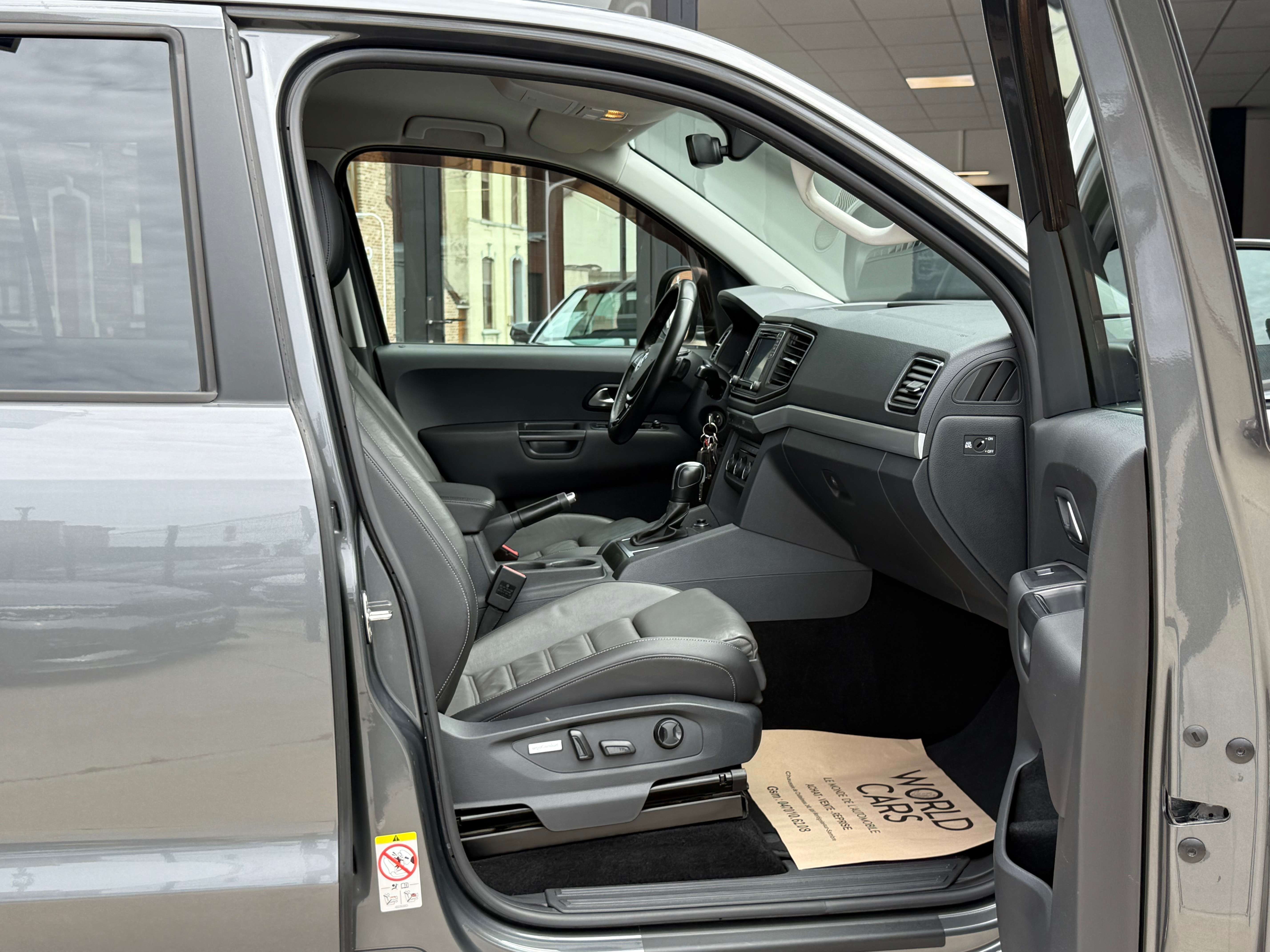 Volkswagen Amarok 3.0 V6 TDi 4MOTION HIGHLINE TVAC*BTWIN - LED - XENON - NAVI - CAMERA - GARANTIE 12MOIS