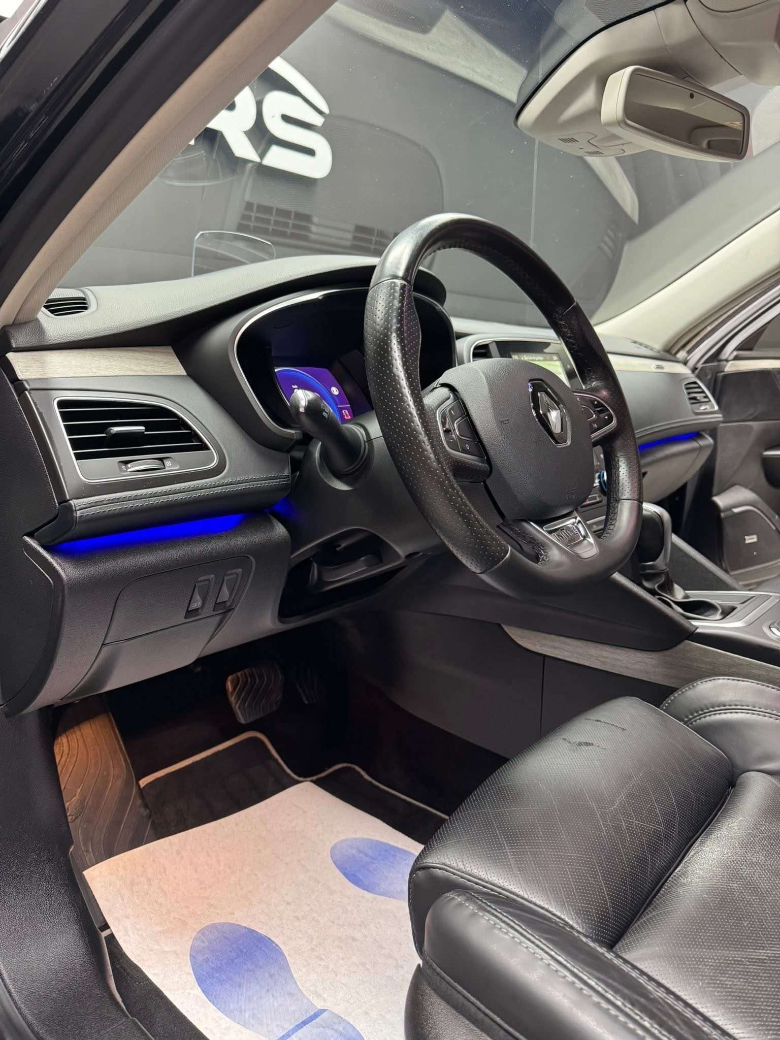 Renault Talisman Talisman SW 1.6 dCi 4CONTROl Initiale Paris **12 mois de garantie**