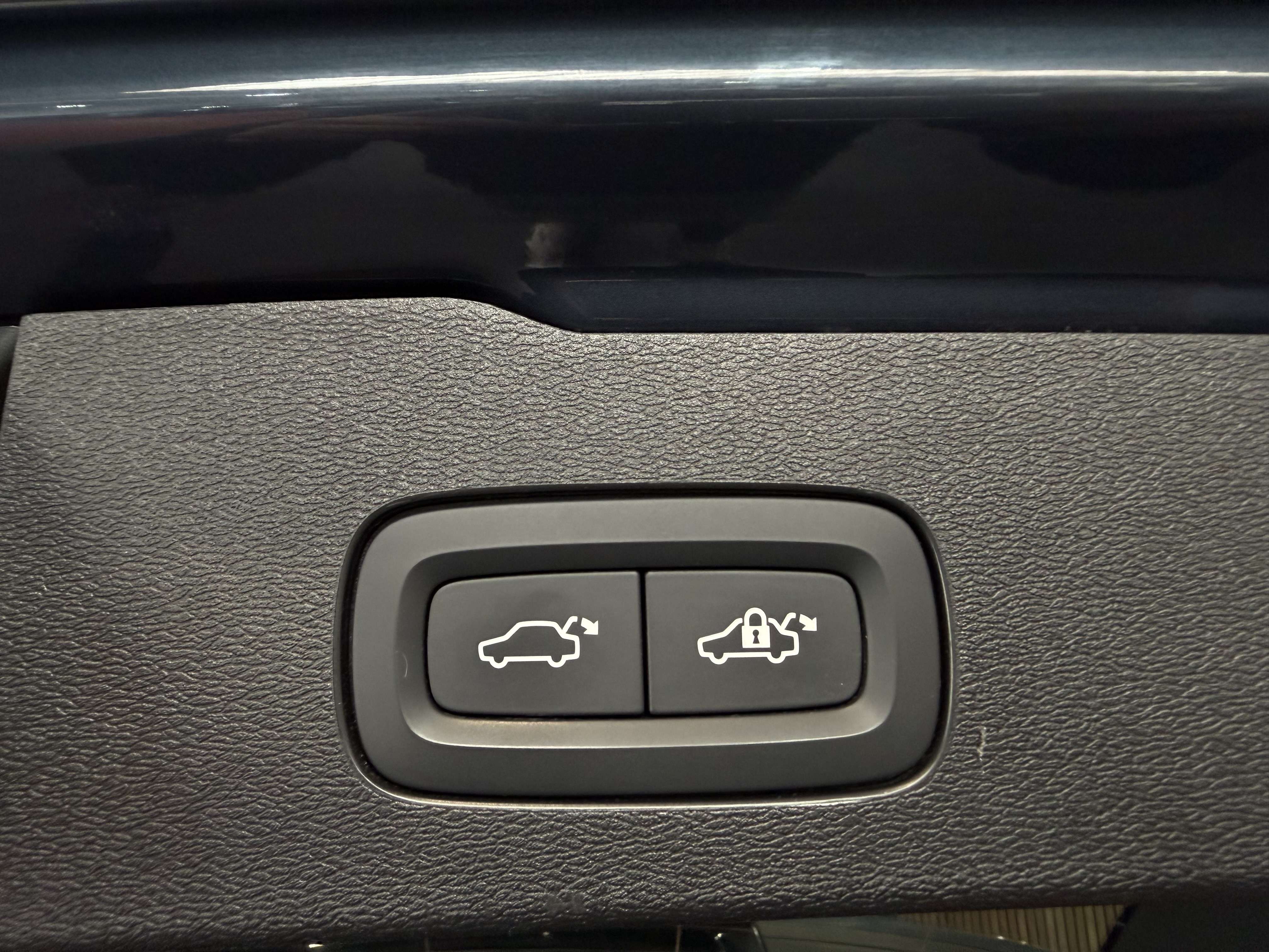 Volvo V60 V60 2.0 B3 MHEV - AUTOMATIQUE - GARANTIE 12MOIS