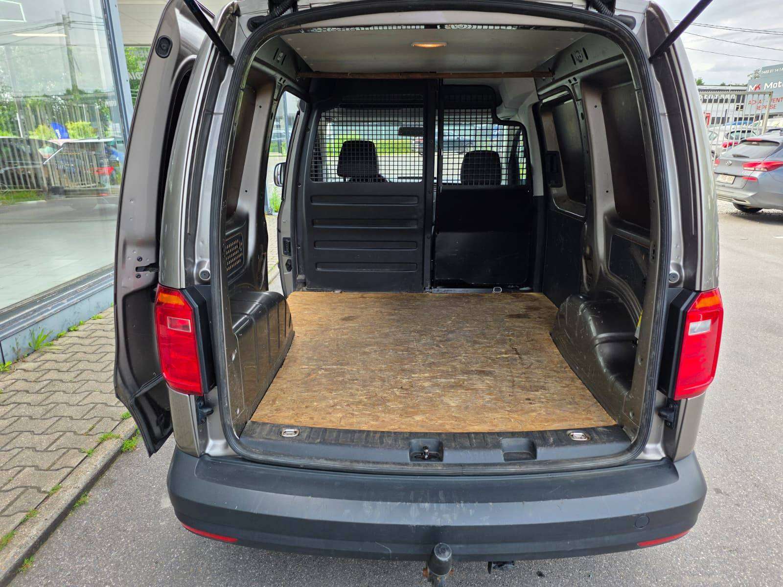 Volkswagen Caddy 🟢2.0 TDi 102CV - UTILITAIRE - PORTE COULISSANTE - AIRCO