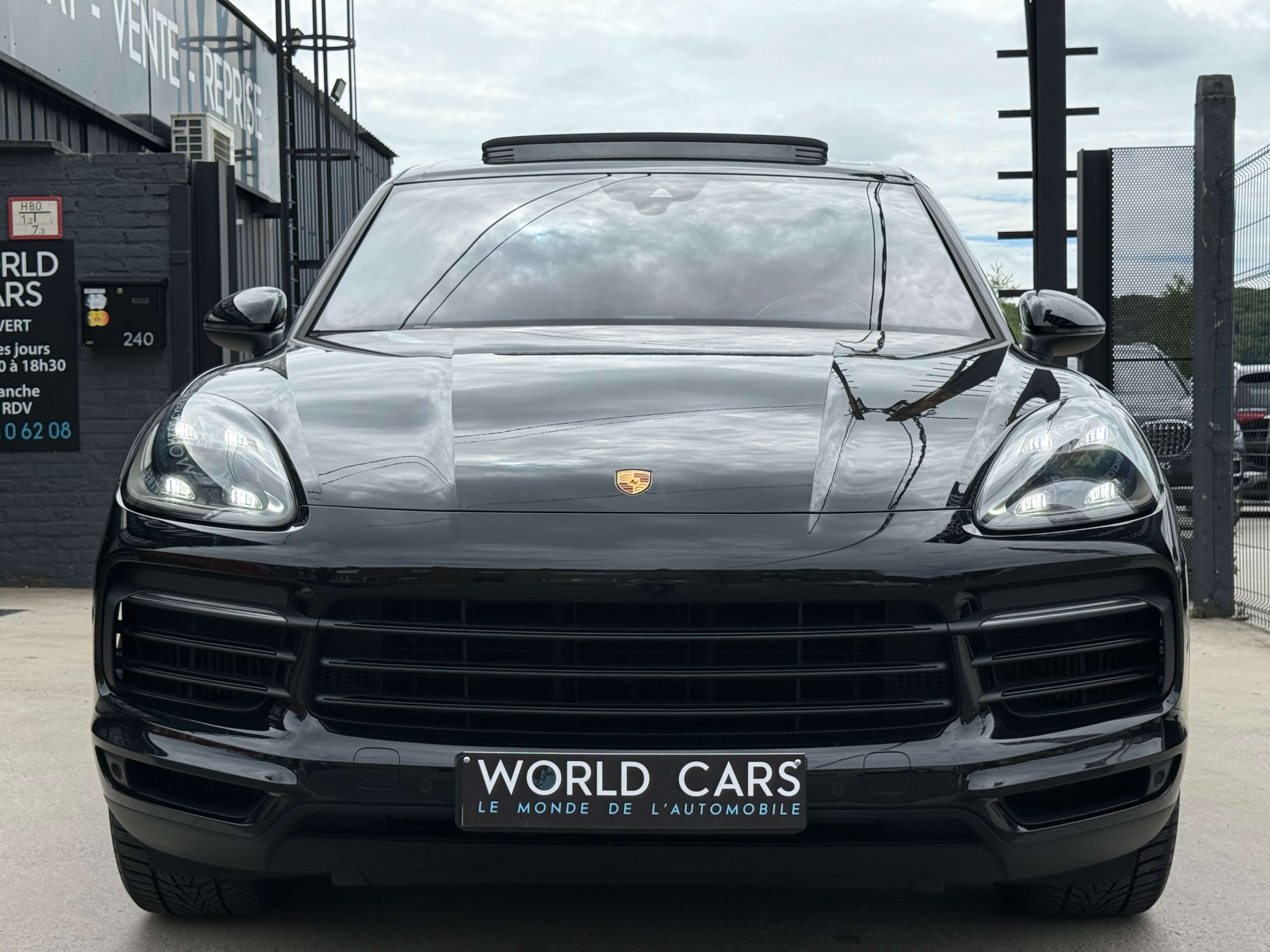 Porsche Cayenne 3.0i V6 PHEV Tiptronic S TOIT PANO - PNEUMATIC - CAMERA - ECHAP. SPORT - GARANTIE 12MOIS