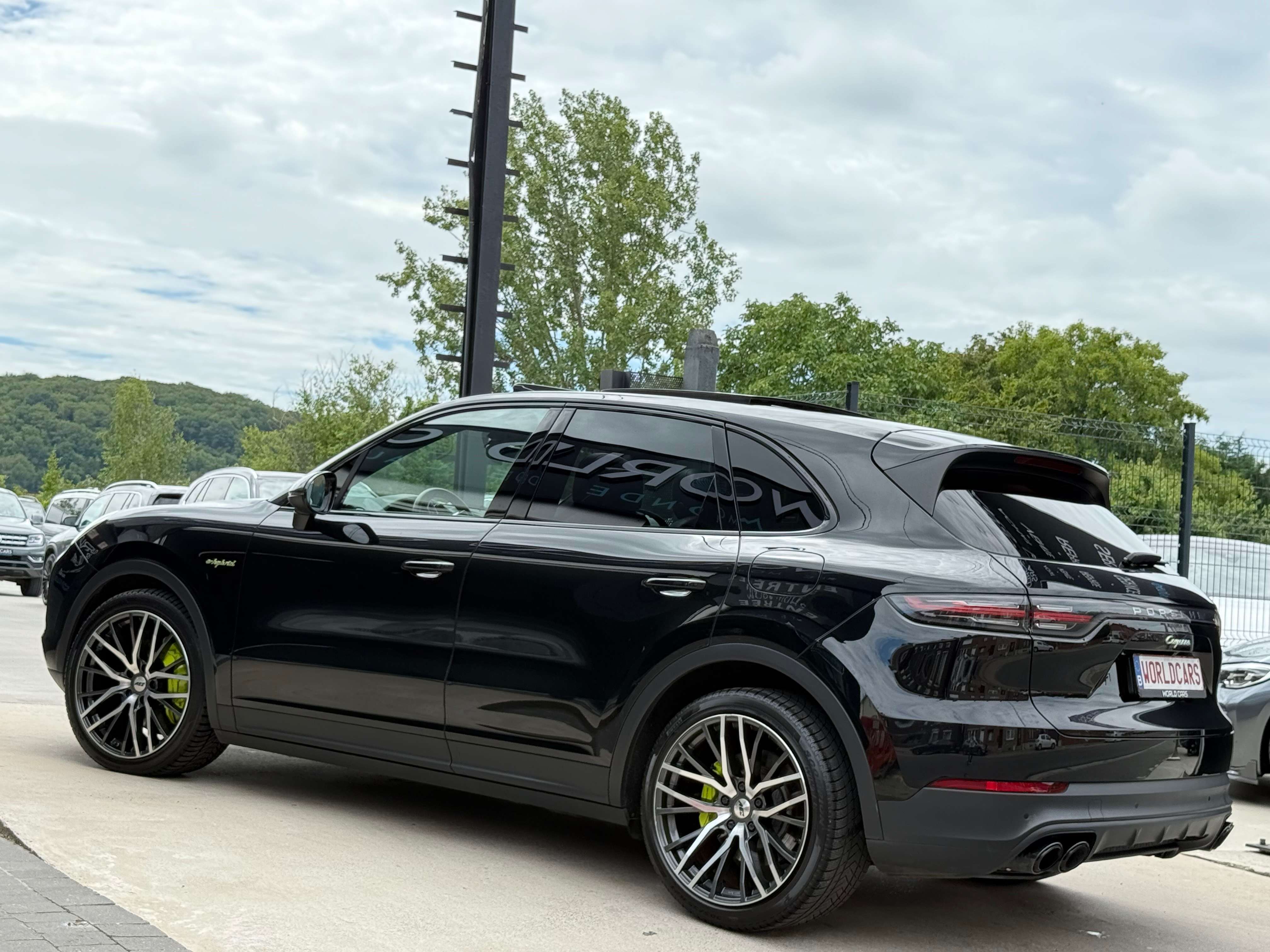 Porsche Cayenne 3.0i V6 PHEV Tiptronic S TOIT PANO - PNEUMATIC - CAMERA - ECHAP. SPORT - GARANTIE 12MOIS
