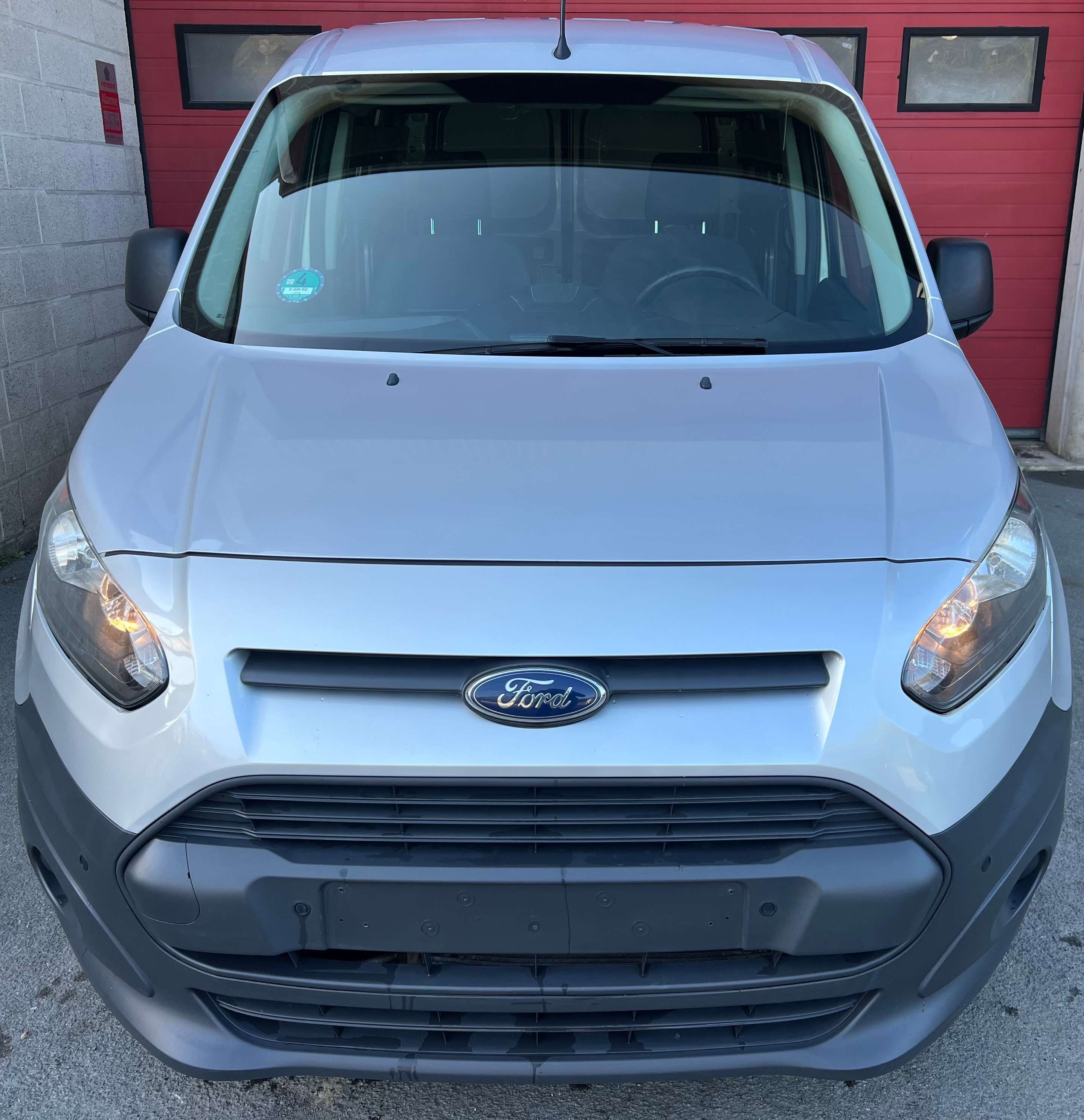 Ford Transit Connect 1.5 TDCi Ambiente + CLIM + EURO 6b