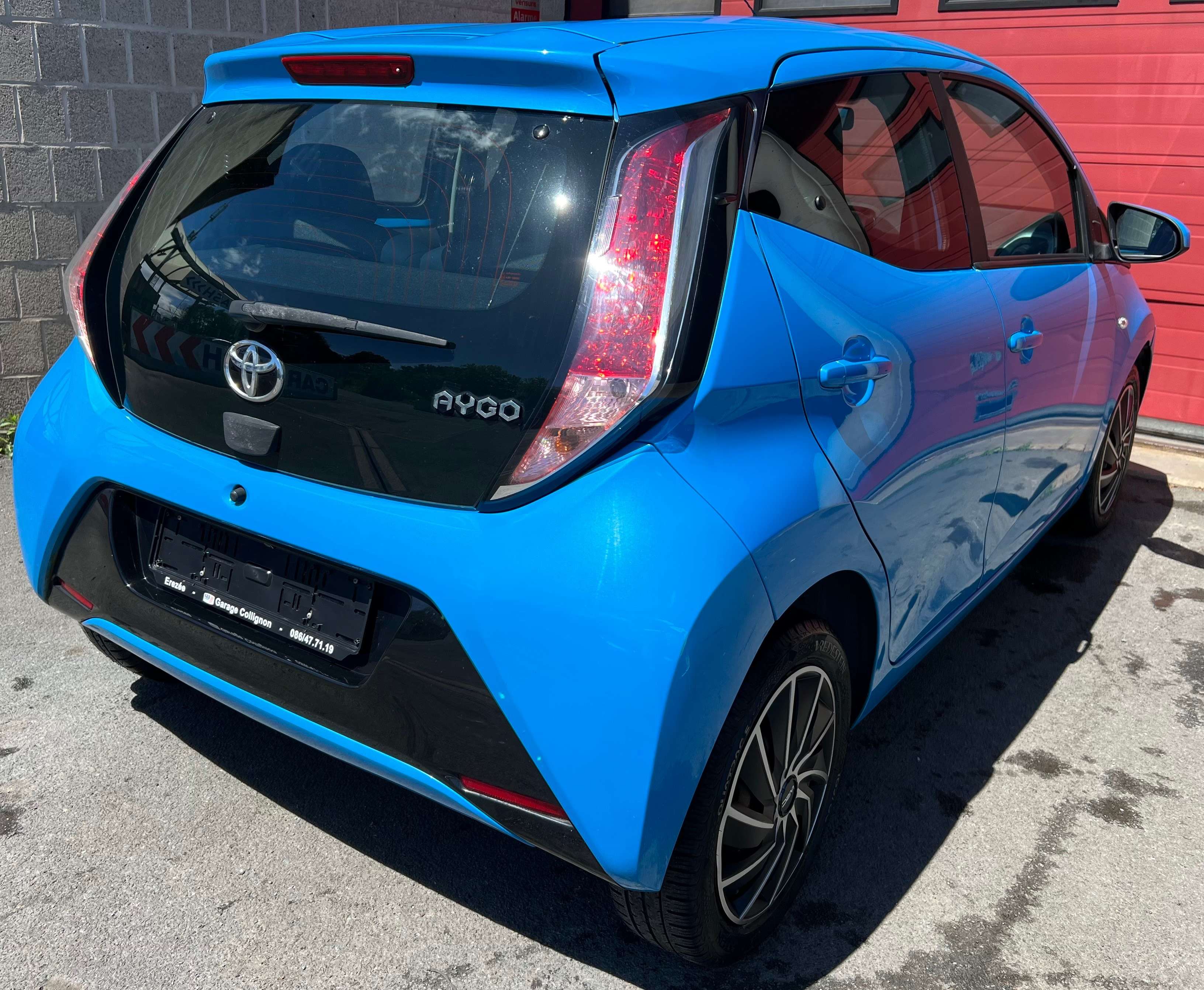 Toyota Aygo 1.0i VVT-i x-music + CAR-PASS + CLIM