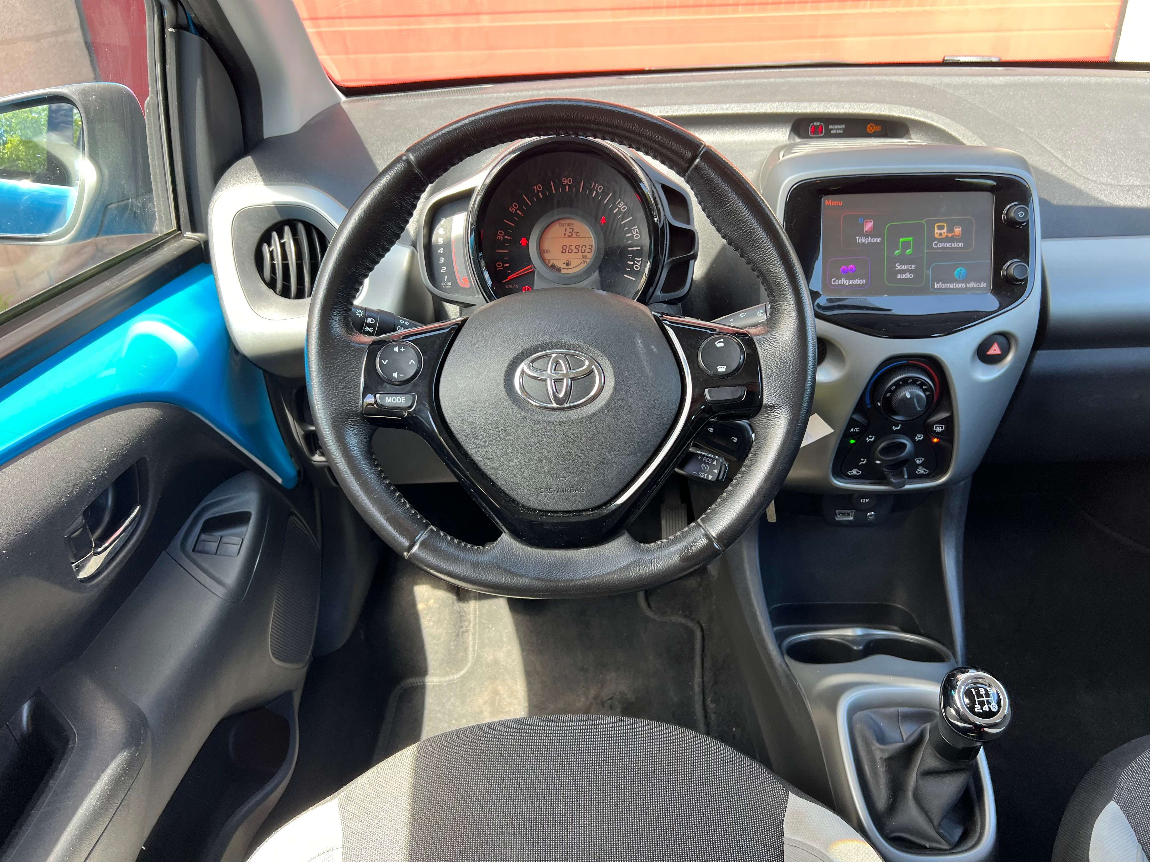 Toyota Aygo 1.0i VVT-i x-music + CAR-PASS + CLIM