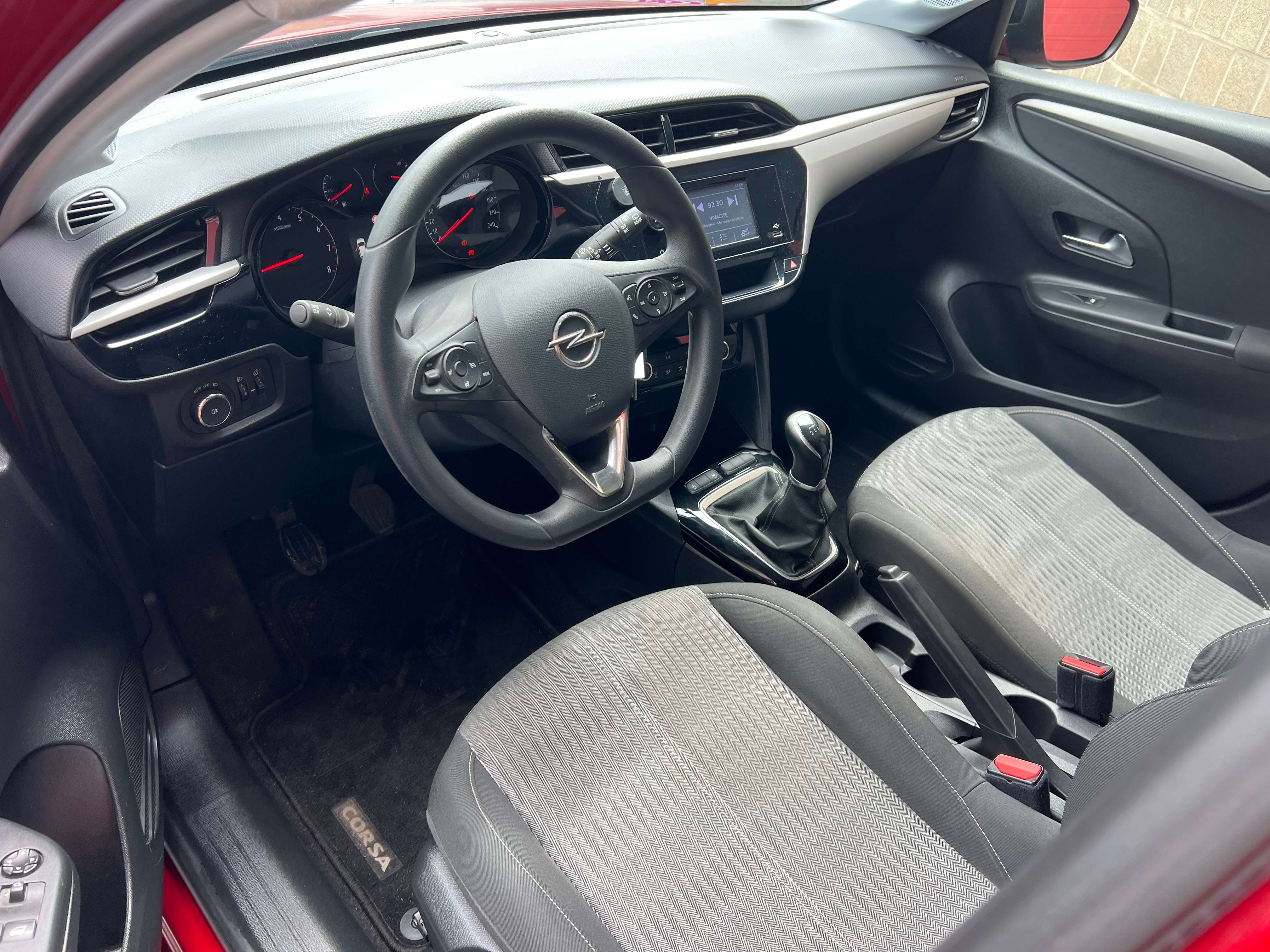 Opel Corsa 1.2i Edition + CLIM + CAR-PASS
