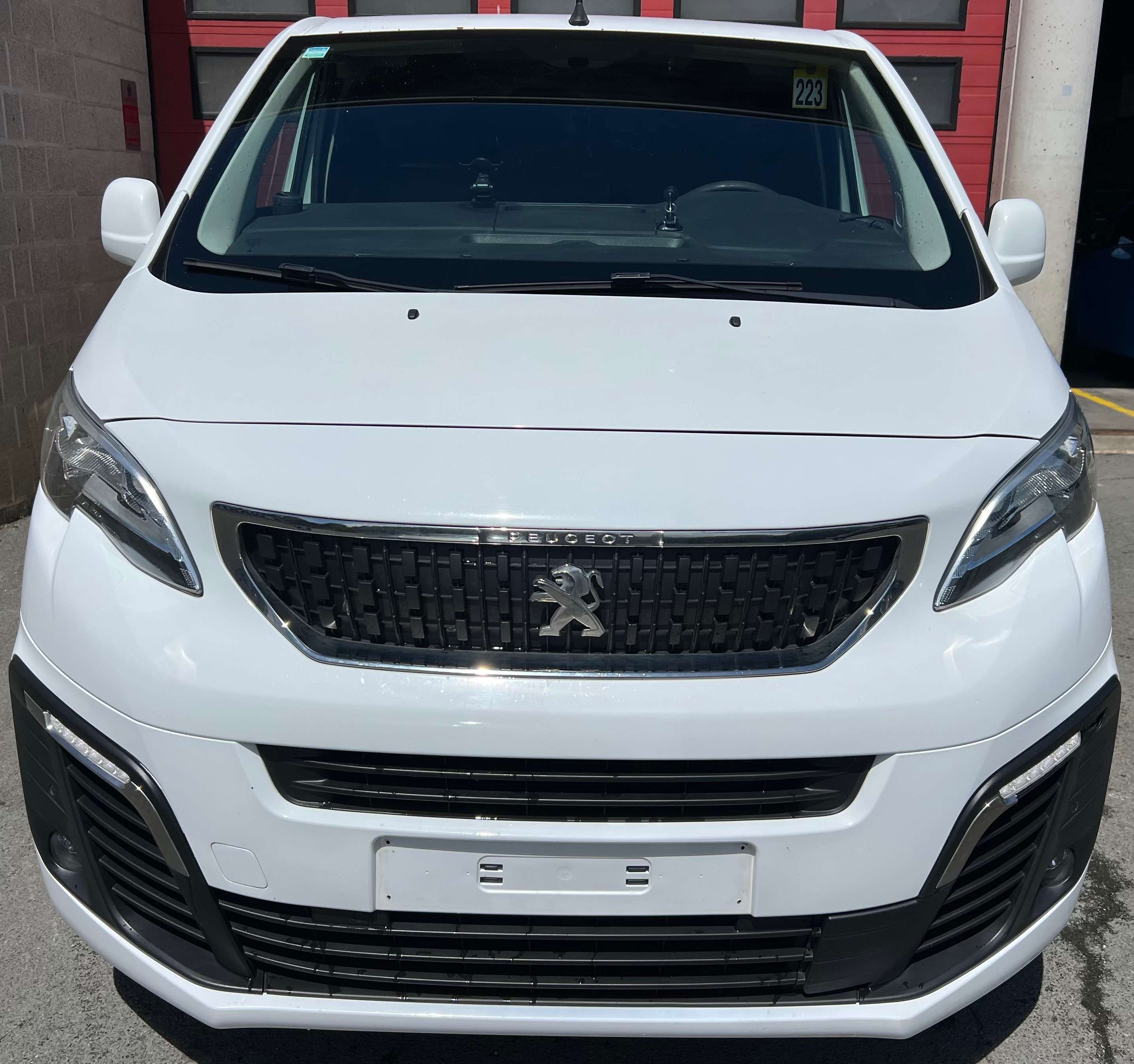Peugeot Expert 2.0 HDi Confort FAP + 6 PLACES + CLIM