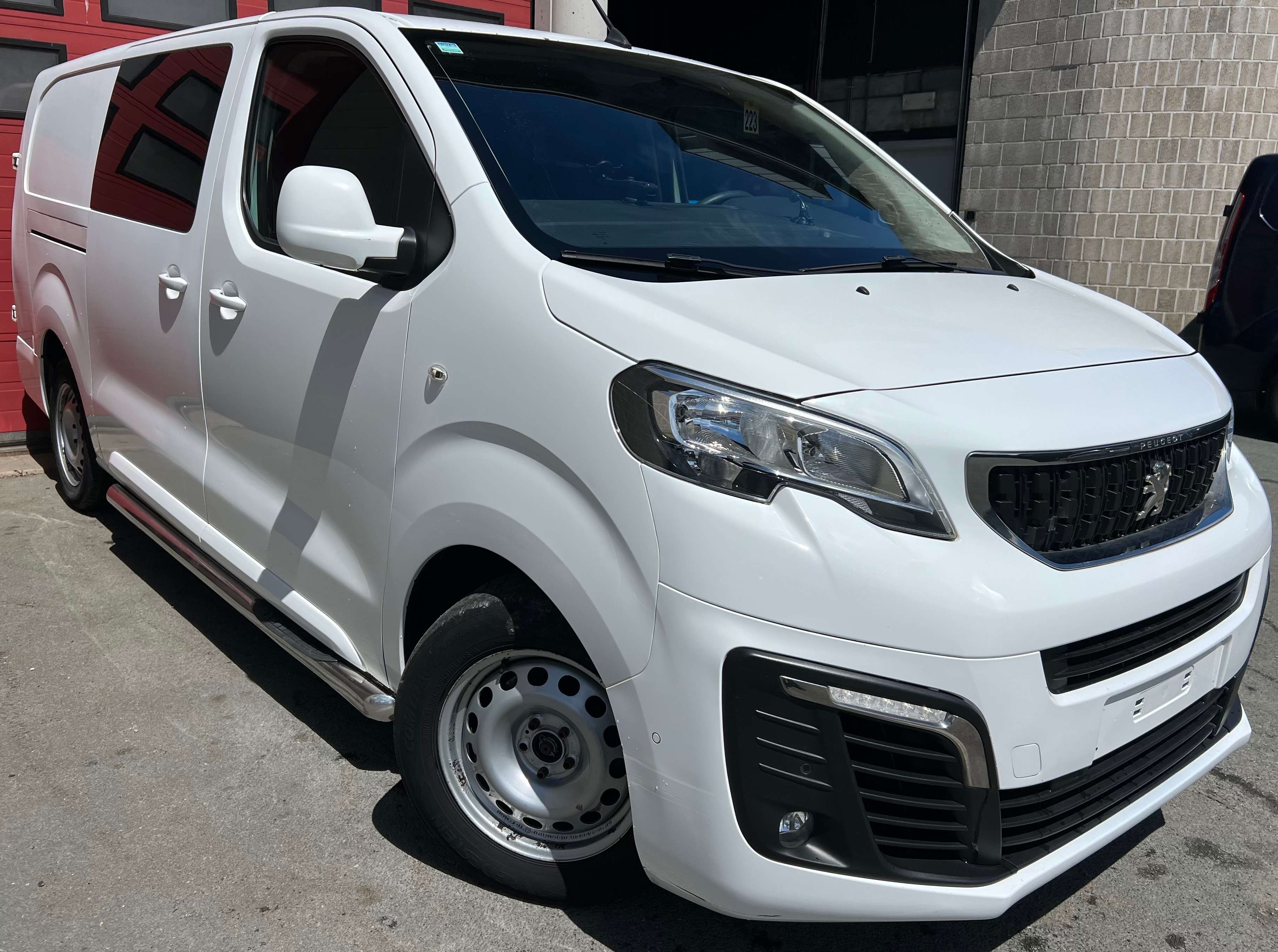 Peugeot Expert 2.0 HDi Confort FAP + 6 PLACES + CLIM