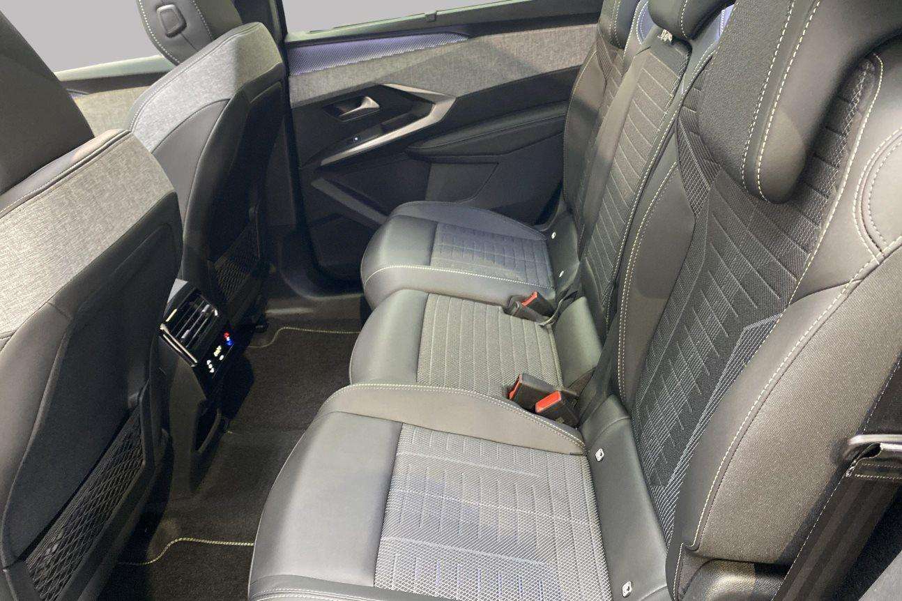 Peugeot 5008 GT - HYBRID - 7 PLACES