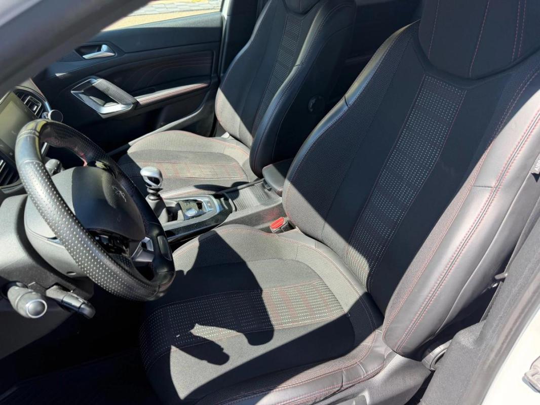Peugeot 308 GENERATION-II 1.6 B-HDI 120CV GT LINE CARPLAY - DITRIBUTION OK CAMERA DE RECUL