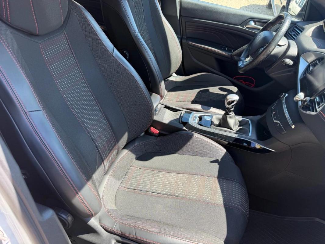 Peugeot 308 GENERATION-II 1.6 B-HDI 120CV GT LINE CARPLAY - DITRIBUTION OK CAMERA DE RECUL
