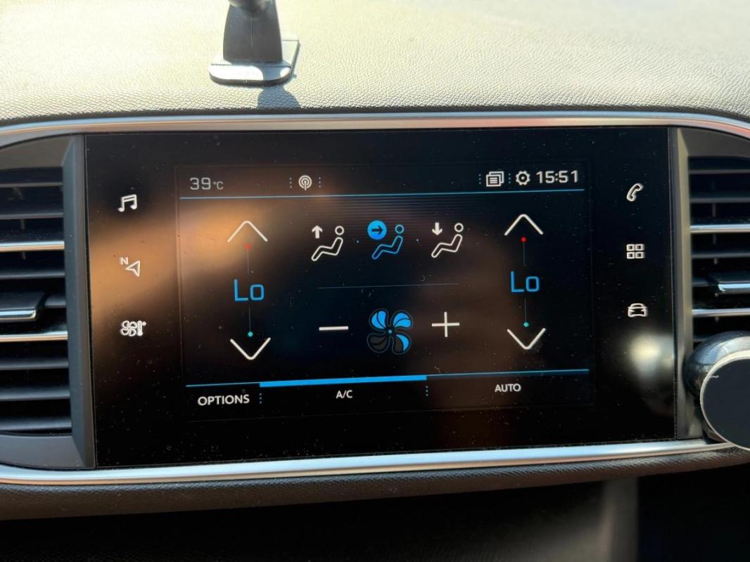 Peugeot 308 GENERATION-II 1.6 B-HDI 120CV GT LINE CARPLAY - DITRIBUTION OK CAMERA DE RECUL