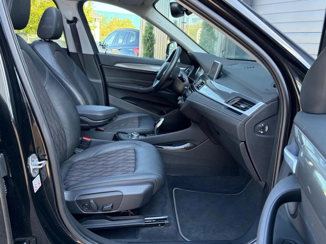 Bmw X1 (F48) 18iA 140ch X Line sDrive DKG7 / 1ère main toit ouvrant