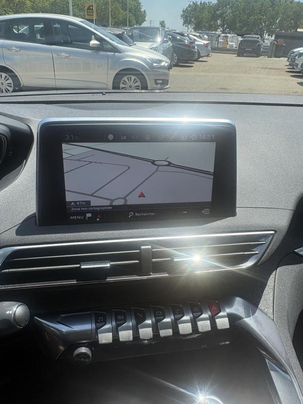 Peugeot 3008 131CV ALLURE EAT8 BOITE AUTOMATIQUE