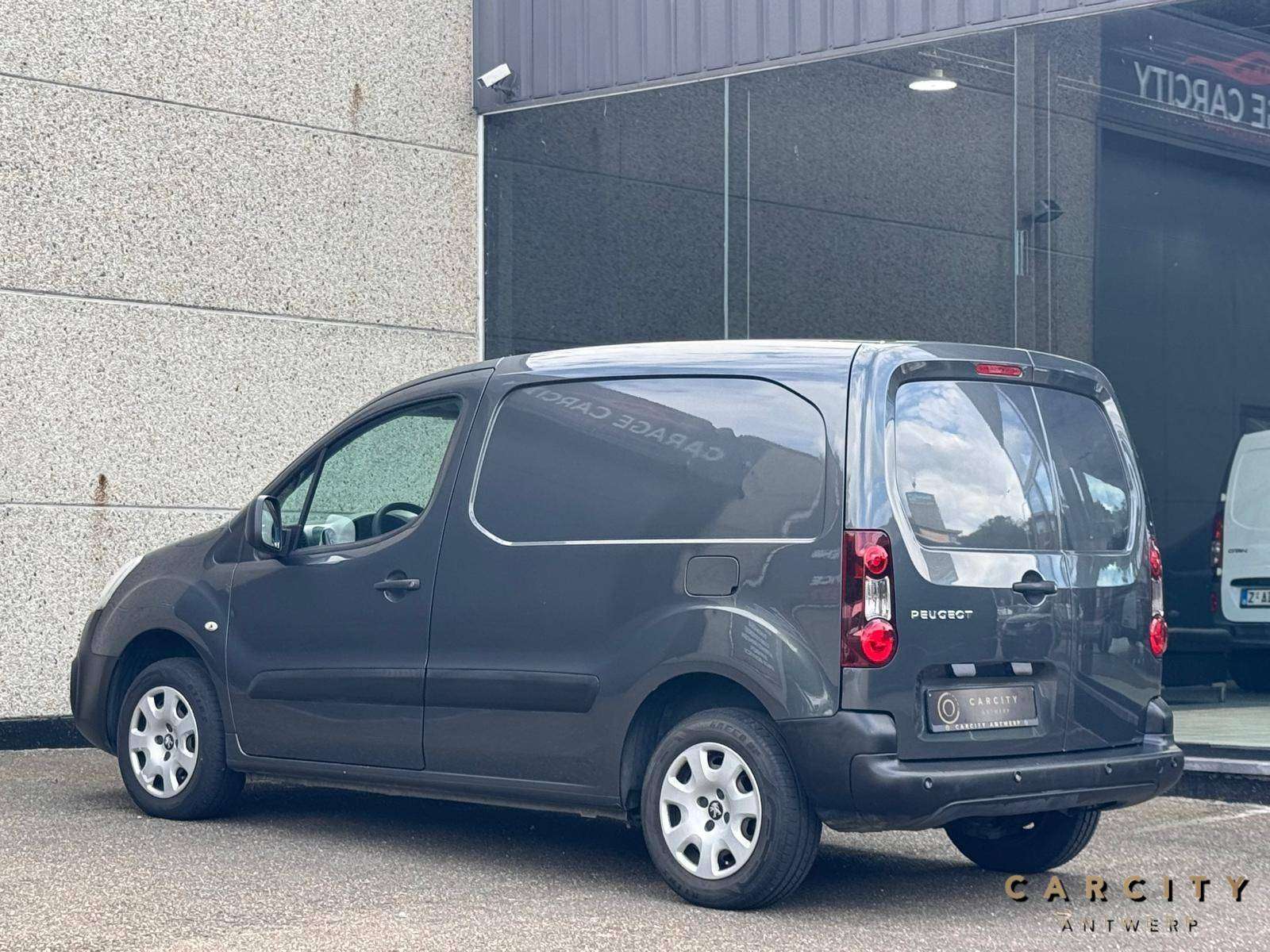 Peugeot Partner Partner 1.6 HDI | NAVI | BLUETOOTH | AIRCO | CRUISE CONTROL |
