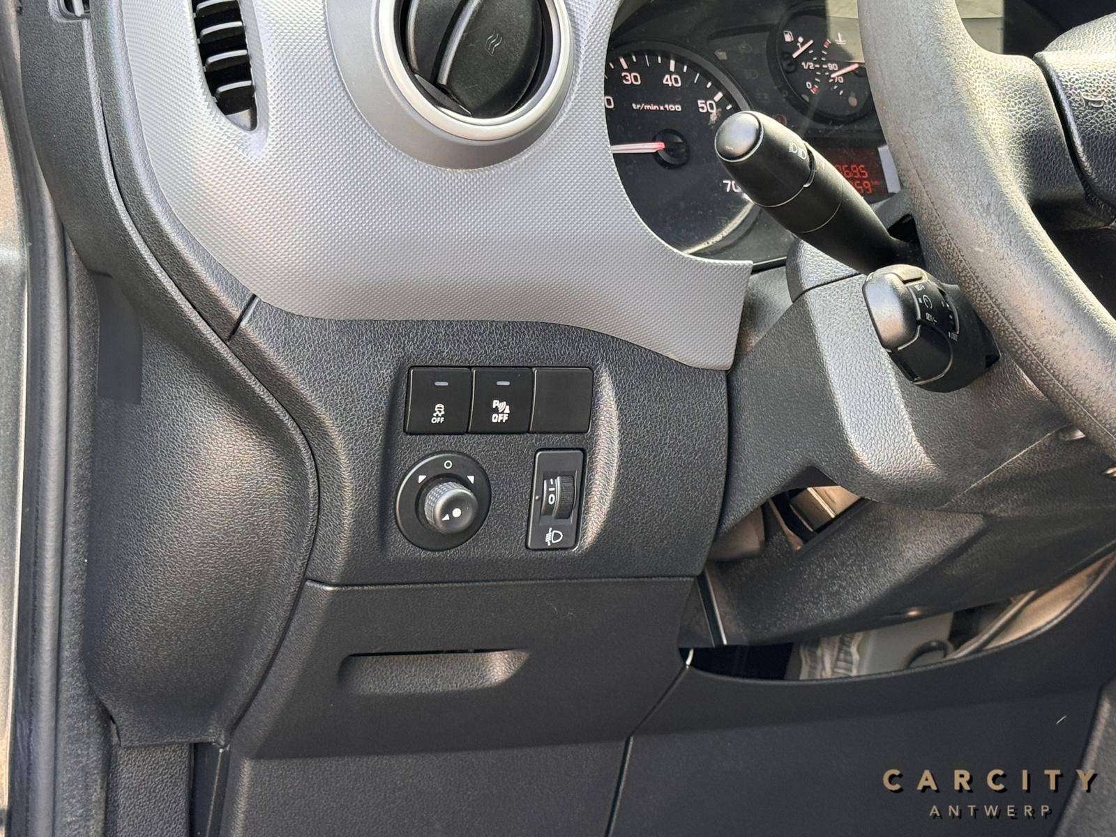 Peugeot Partner Partner 1.6 HDI | NAVI | BLUETOOTH | AIRCO | CRUISE CONTROL |