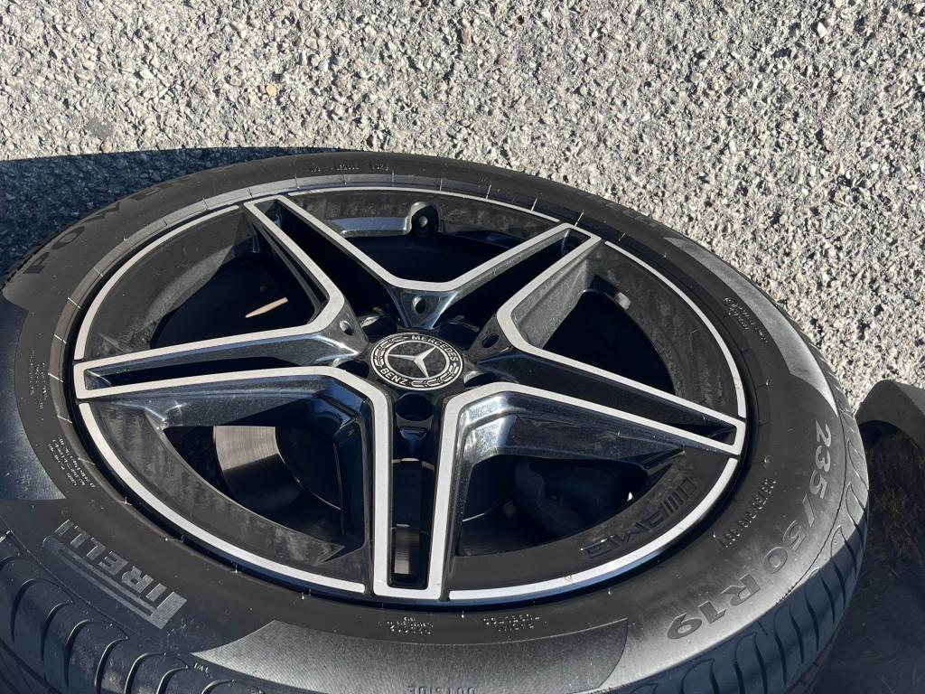 Mercedes-Benz Glb 220 d - BV 8G-DCT SUV BM X247 AMG Line 4-Matic PHASE 1