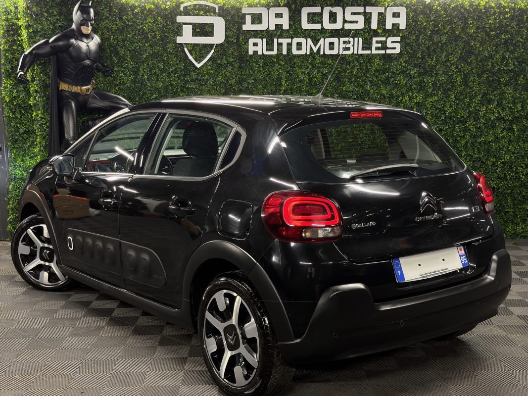 Citroen C3 II SHINE 1.2 82 Cv 1ERE MAIN APPLE CARPLAY & ANDROID AUTO ECRAN TACTILE - GARANTIE 1 AN