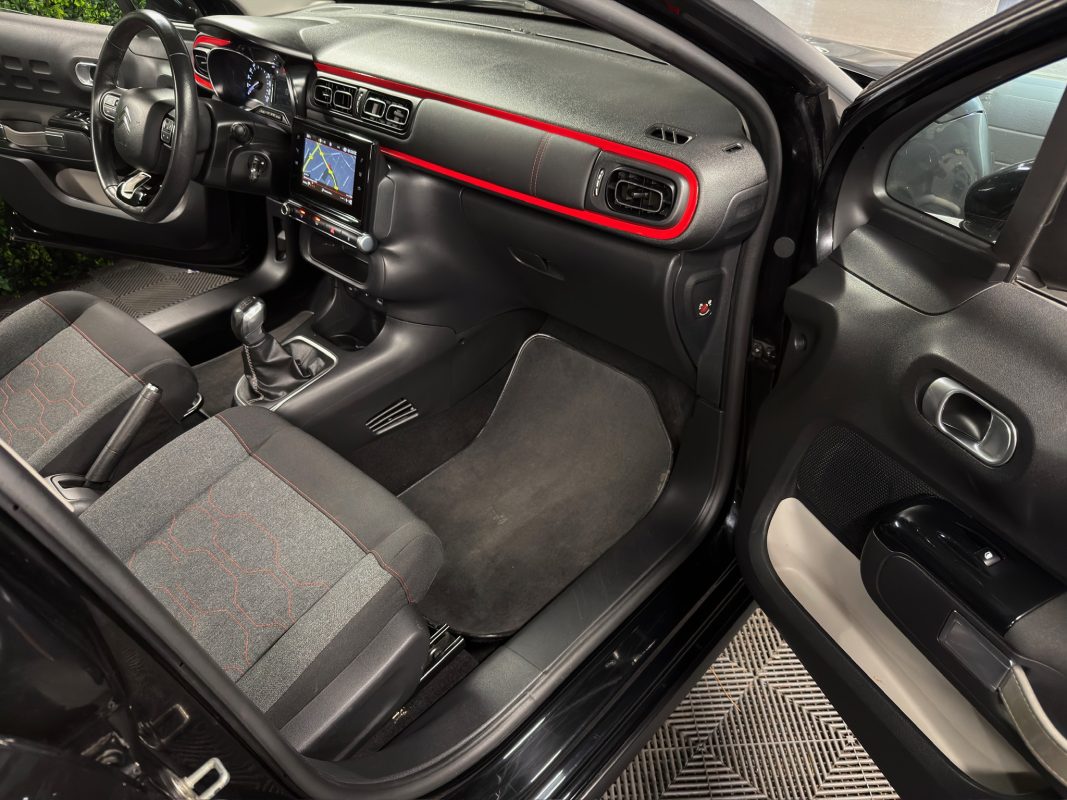 Citroen C3 II SHINE 1.2 82 Cv 1ERE MAIN APPLE CARPLAY & ANDROID AUTO ECRAN TACTILE - GARANTIE 1 AN