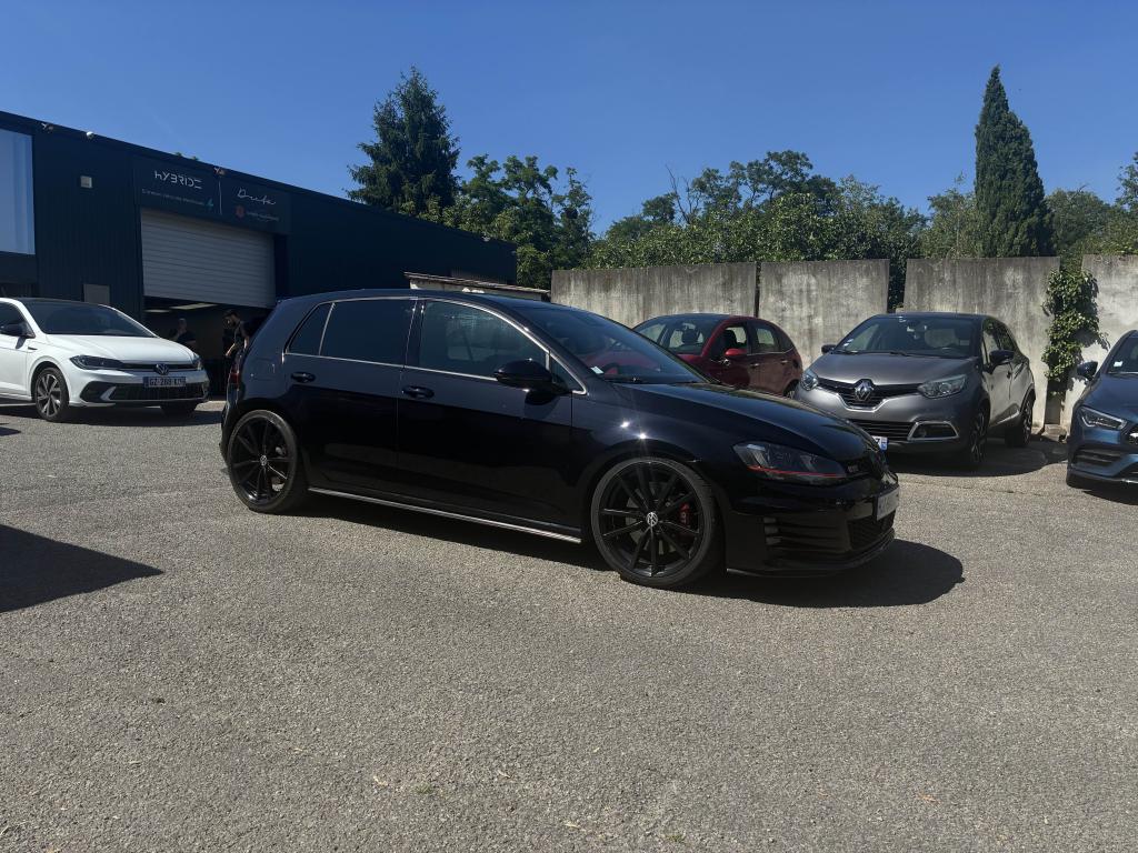 Volkswagen Golf 2.0 16V TSI BlueMotion - 230 VII BERLINE GTI Performance PHASE 1