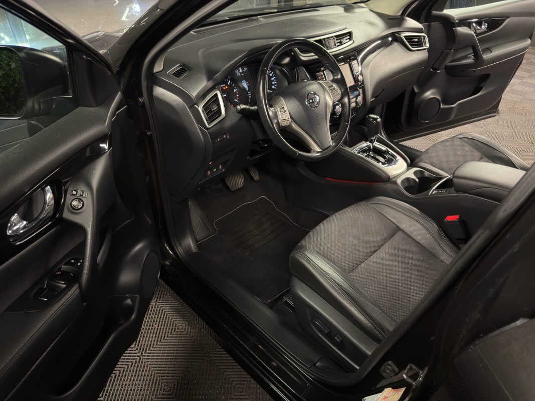 Nissan Qashqai II CONNECT EDITION 1.6 DCI 130 BOITE AUTO XTRONIC TOIT PANO CAMERA 360 - Garantie 1an