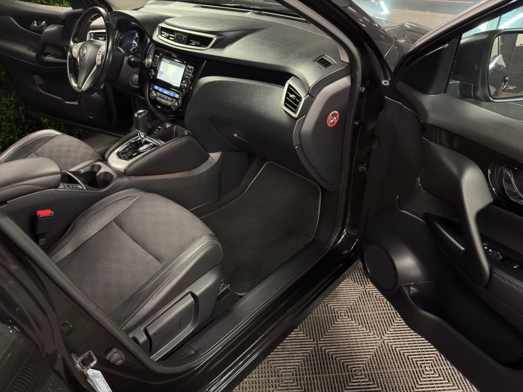 Nissan Qashqai II CONNECT EDITION 1.6 DCI 130 BOITE AUTO XTRONIC TOIT PANO CAMERA 360 - Garantie 1an