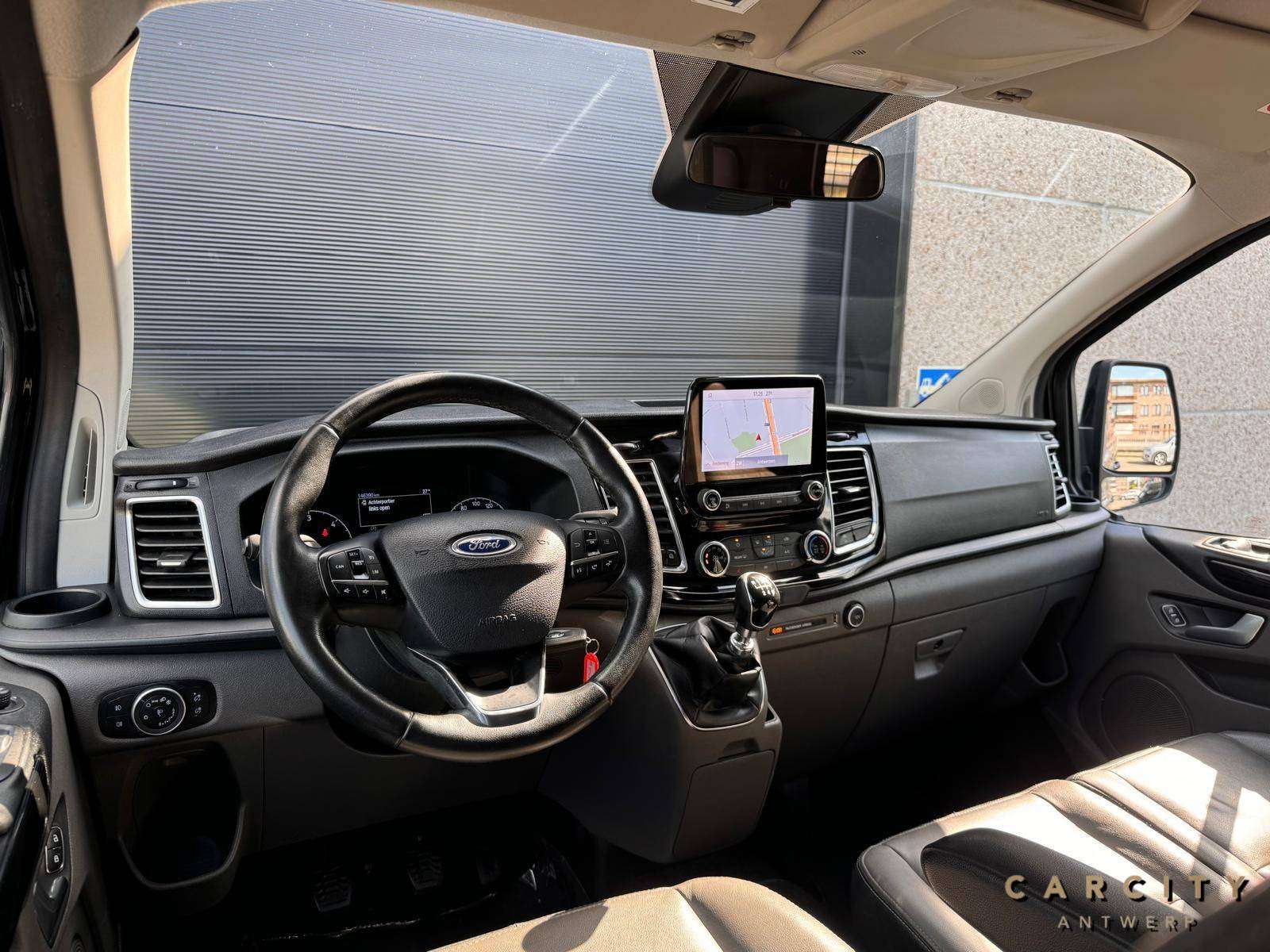 Ford Transit Custom Transit Custom Dubbelcabine | NAVI | TREKHAAK | CAMERA |  CAMERA | AIRCO |