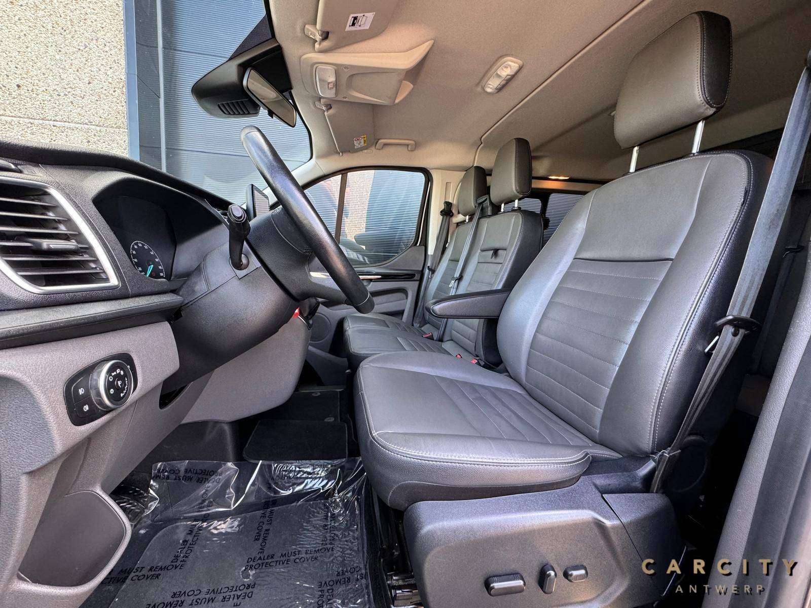 Ford Transit Custom Transit Custom Dubbelcabine | NAVI | TREKHAAK | CAMERA |  CAMERA | AIRCO |