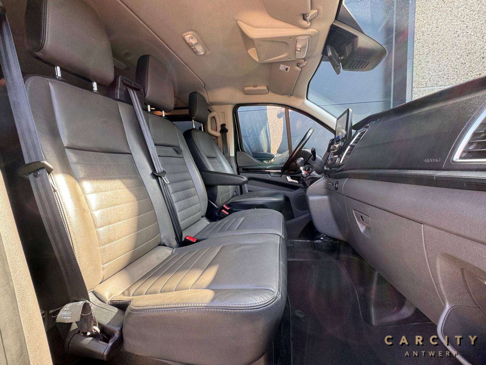 Ford Transit Custom Transit Custom Dubbelcabine | NAVI | TREKHAAK | CAMERA |  CAMERA | AIRCO |