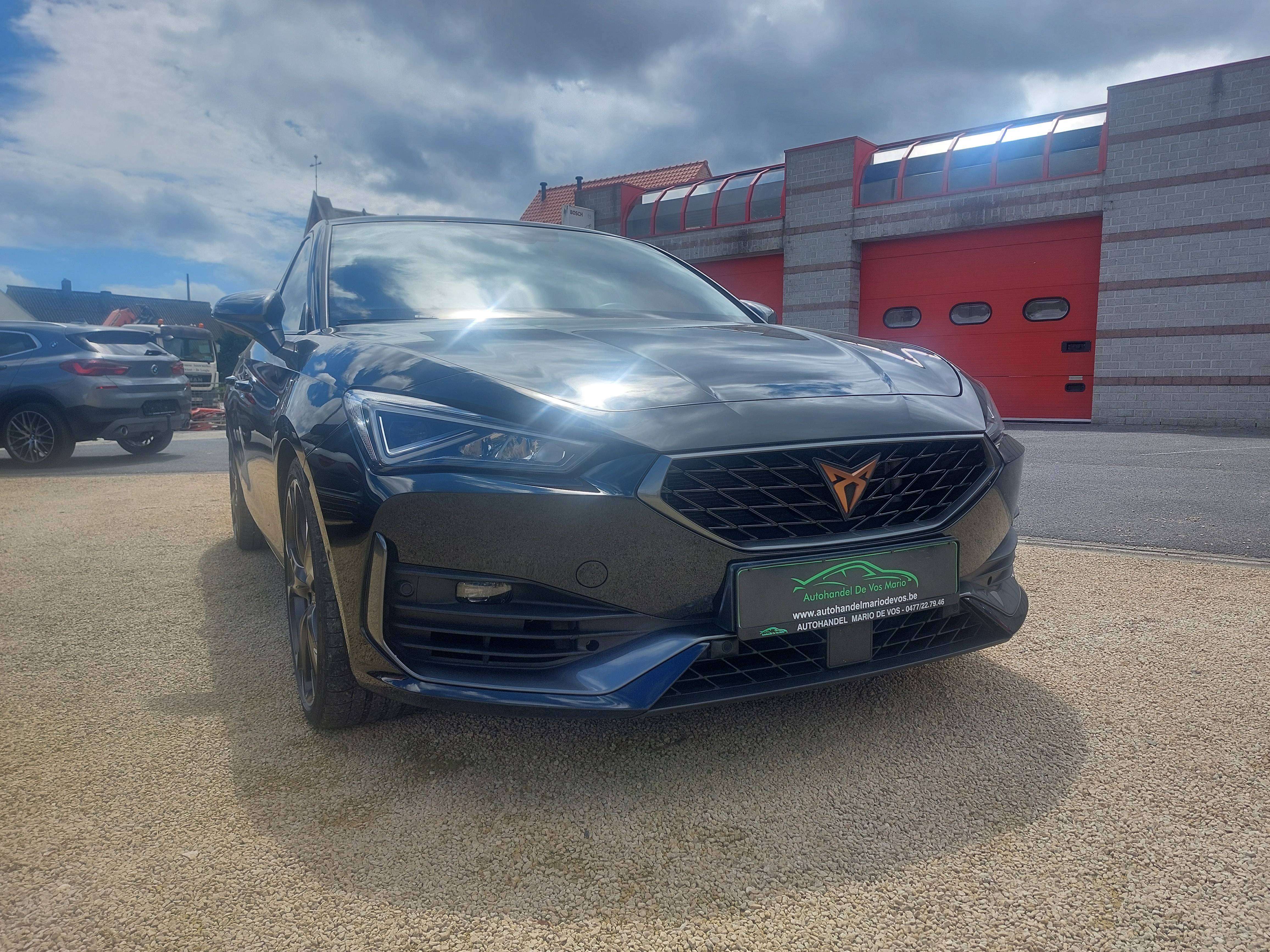 CUPRA Leon Leon 2.0 TSI DSG * 300pK! * OPEN DAK * SLECHTS 60.000KM * NIEUWSTAAT!!!