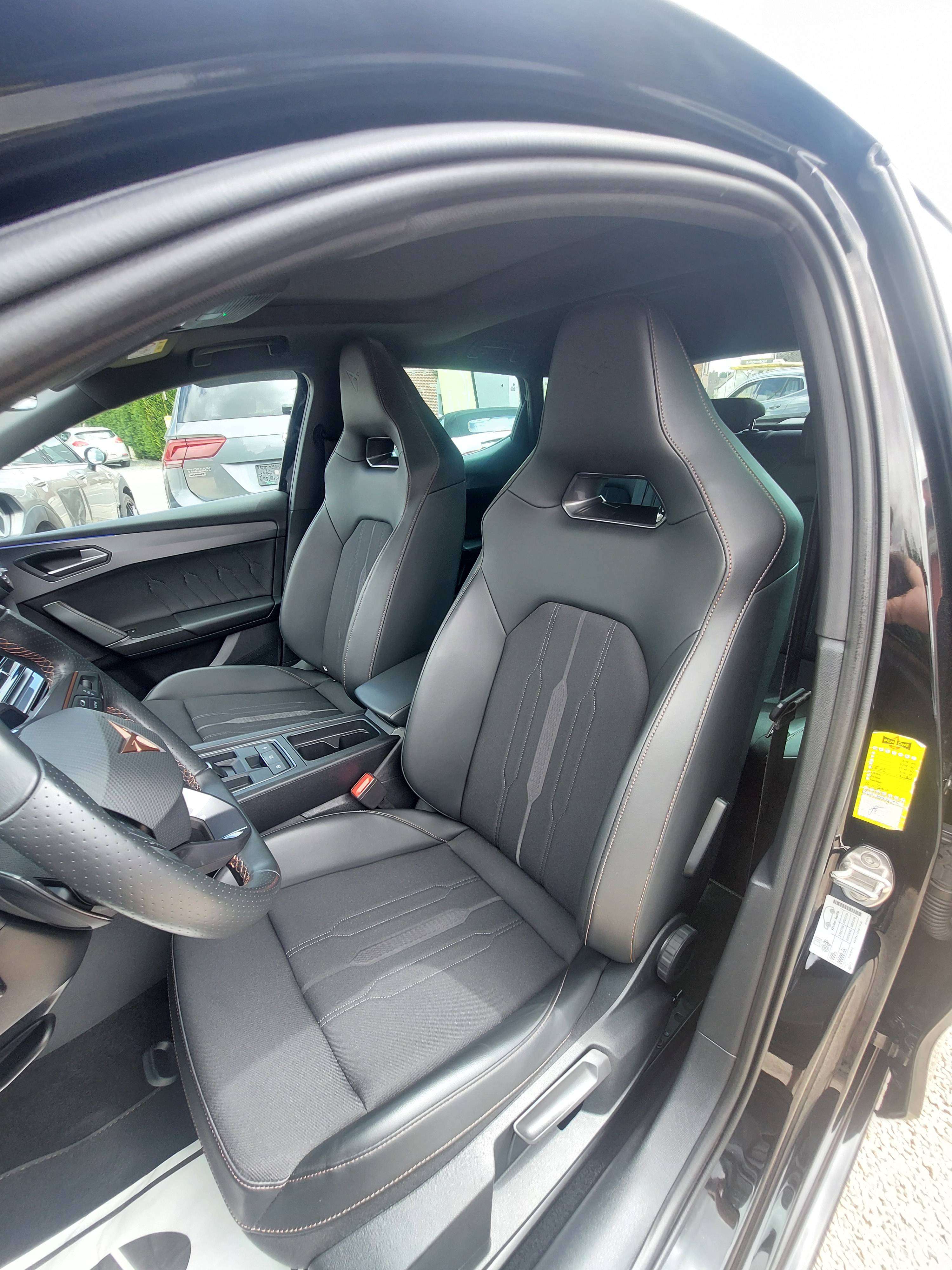 CUPRA Leon Leon 2.0 TSI DSG * 300pK! * OPEN DAK * SLECHTS 60.000KM * NIEUWSTAAT!!!