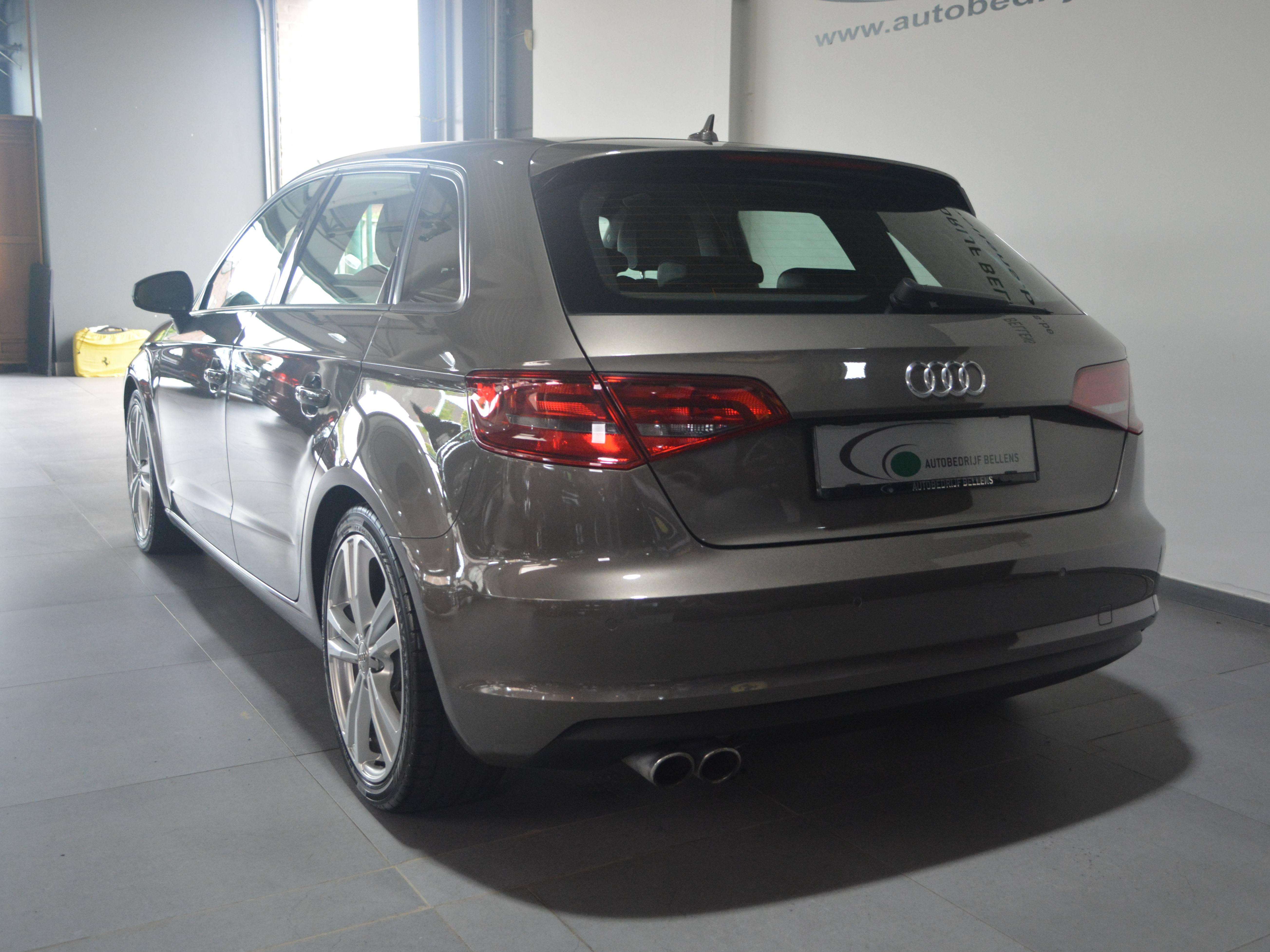 Audi A3 A3 Sportback 1.4 TFSI Ambition S line S tronic NAVI / LEDER / SPORTZETELS
