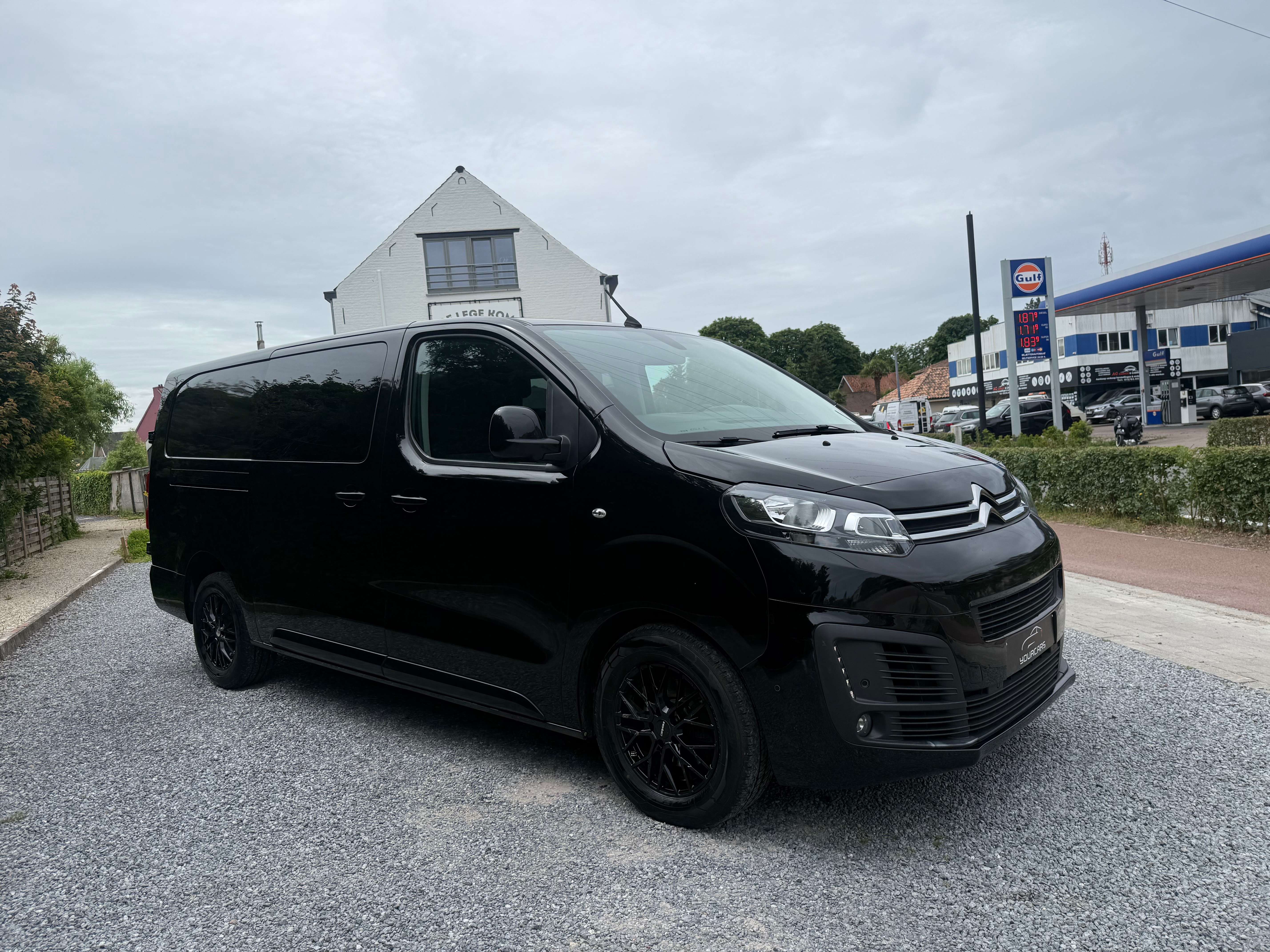 Citroen Jumpy 2.0 BlueHDi *  122 pk * 6 ZIT * CAMERA * APPLE CAR PLAY