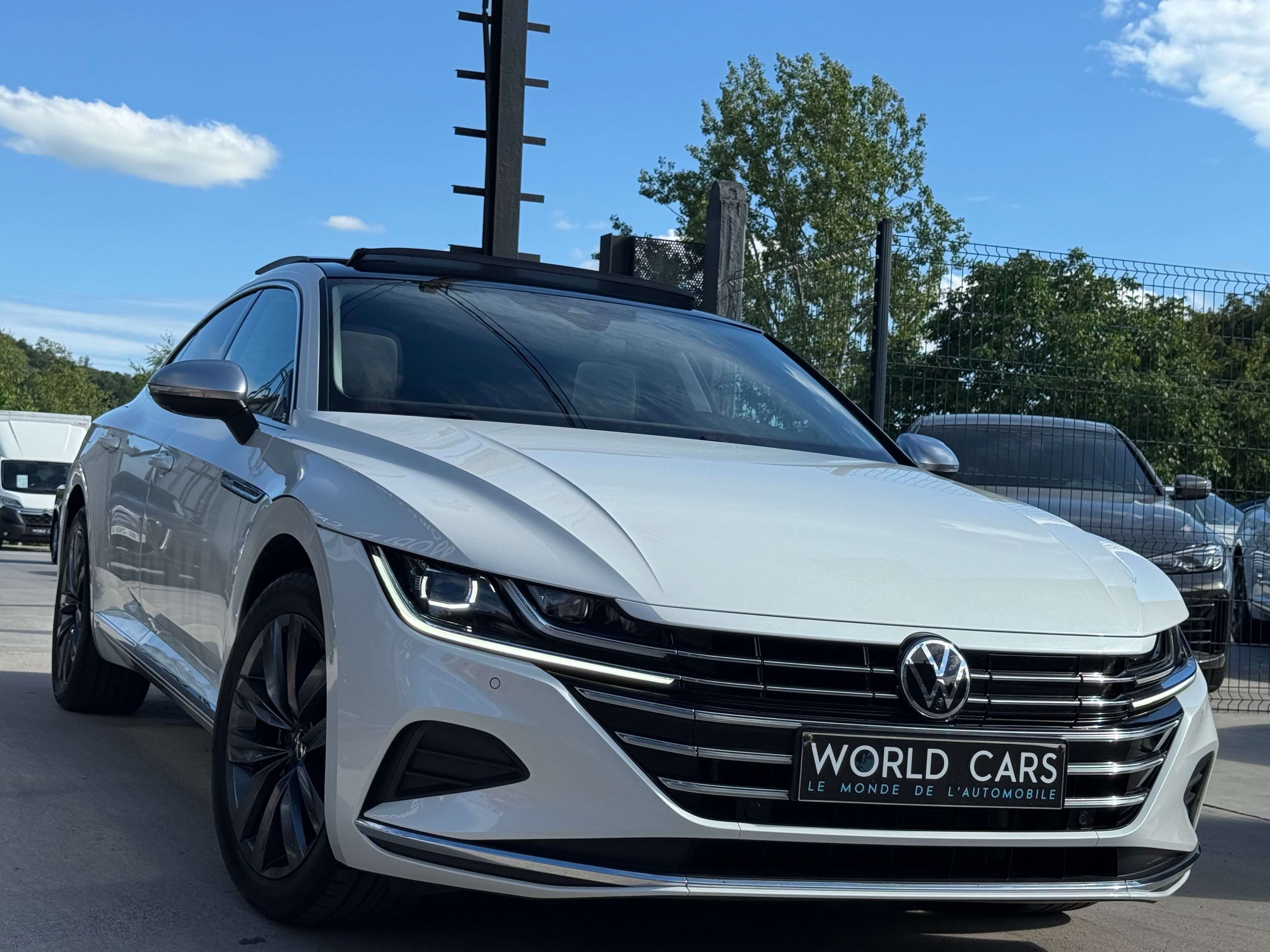 Volkswagen Arteon eHybrid 1.4 DSG (160 kW) TOIT PANO - COCKPIT - DISTRO - SIDE ASSIST - PARK ASSIST - FRONT ASSIST - PARK ASSIST - FULL OP: