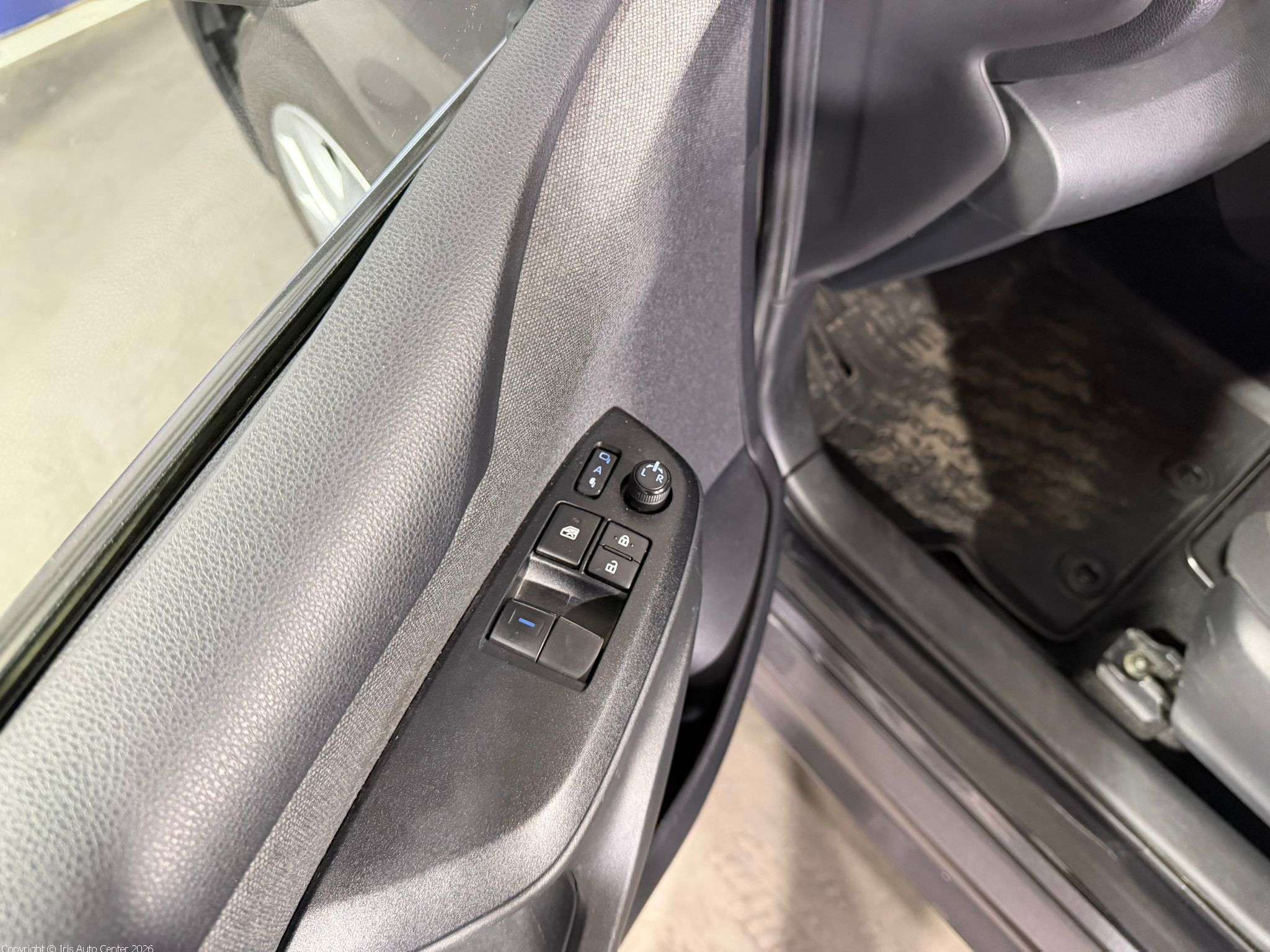 Toyota Yaris 1.5 HYBRID | CARPLAY | CAMERA | ACTIVE CRUISE