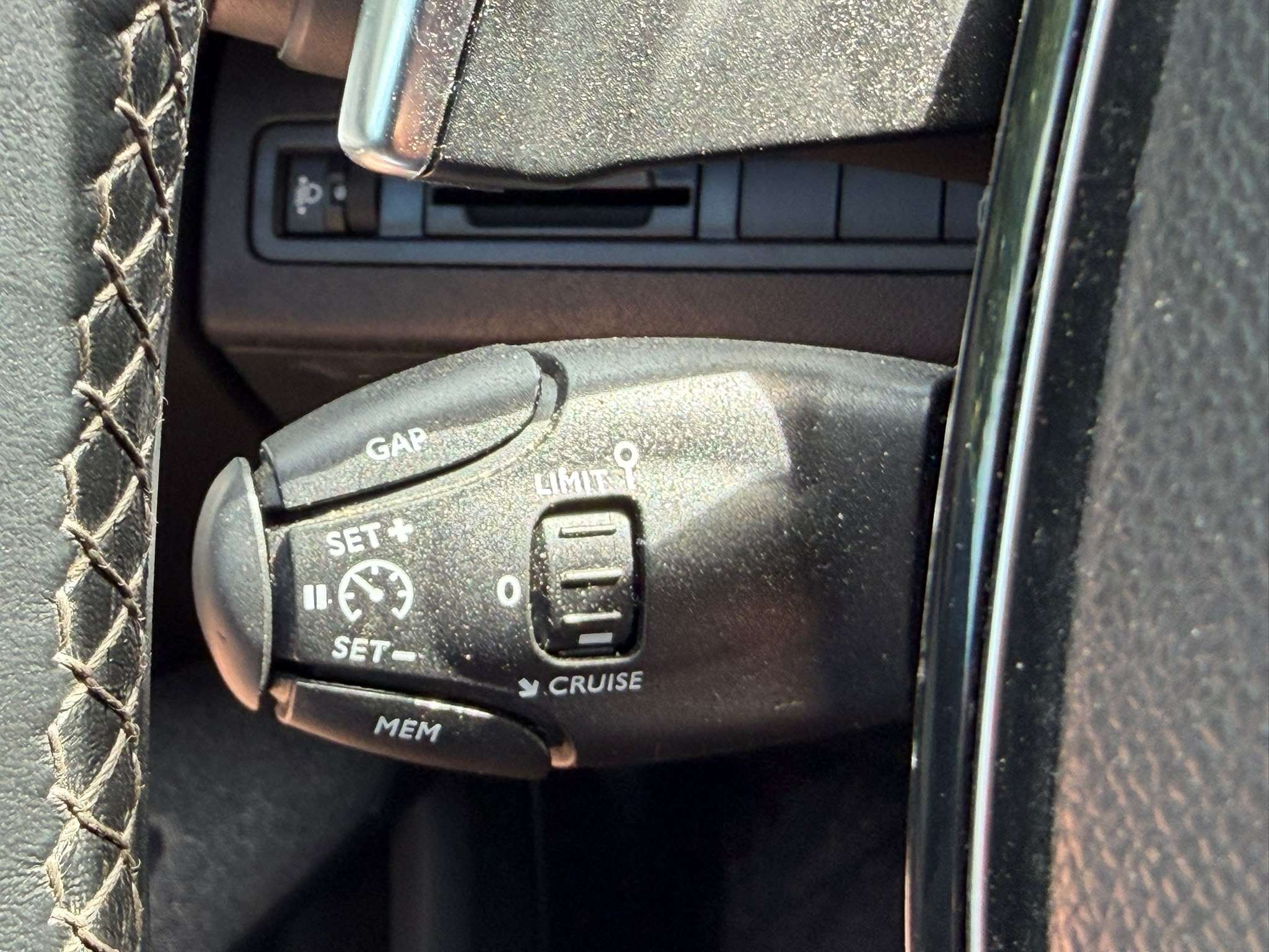Peugeot 5008 1.5 BlueHDi Automatique - 7 Places - Caméra de recul